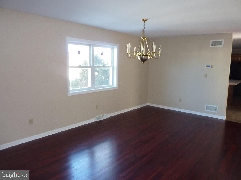 LANDISVILLE - Residential