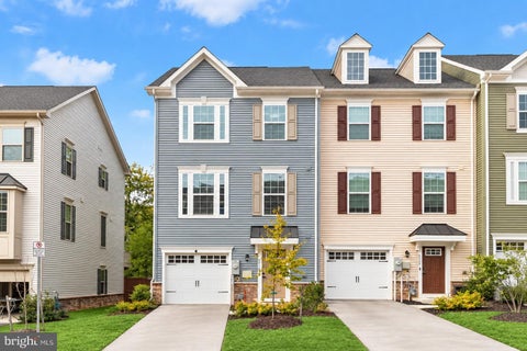 Townhouse For Sale - 6010 Workers Drive<br/> BROOKLYN, MD 21225