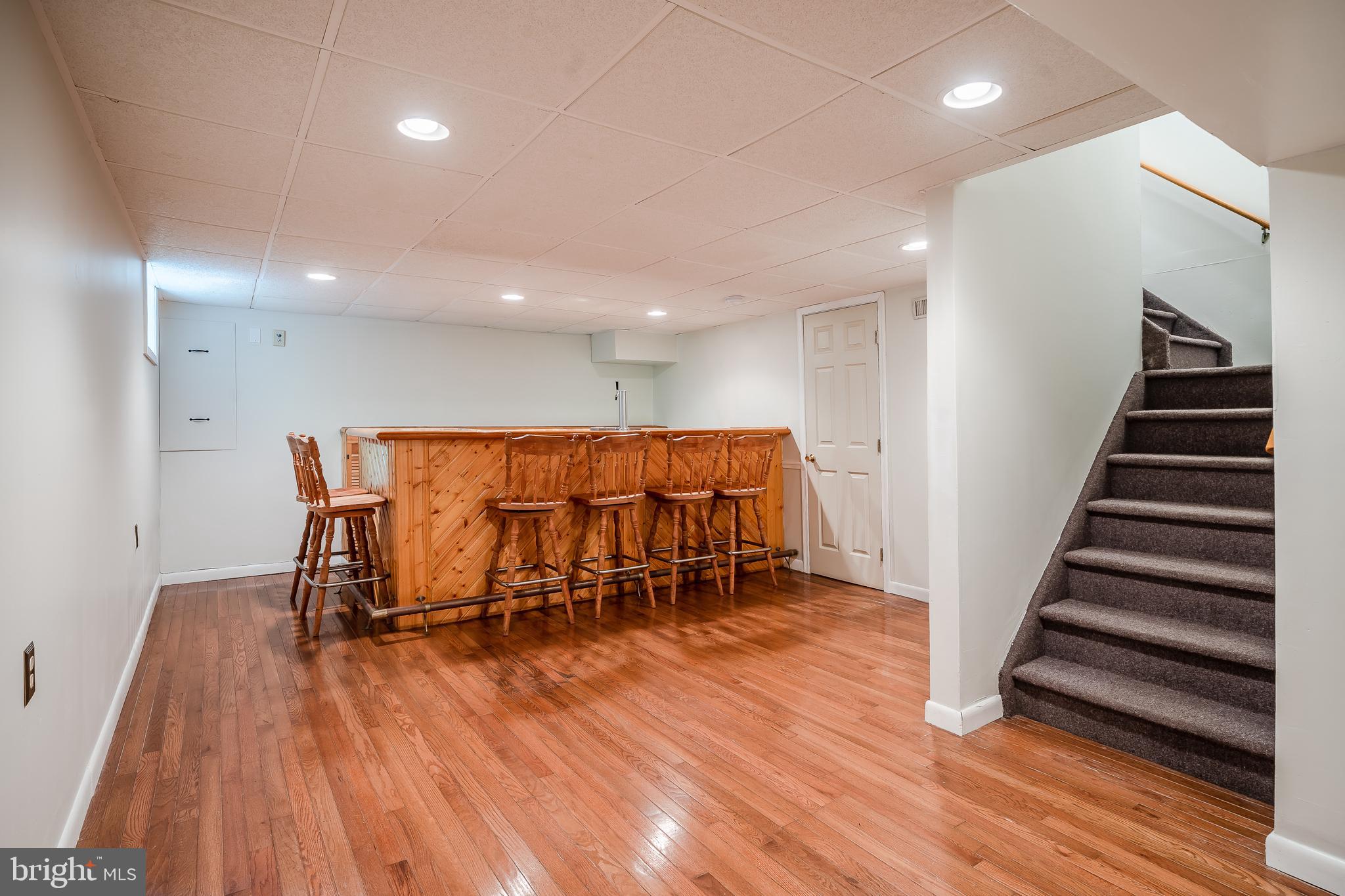 DEERFIELD KNOLL - Residential