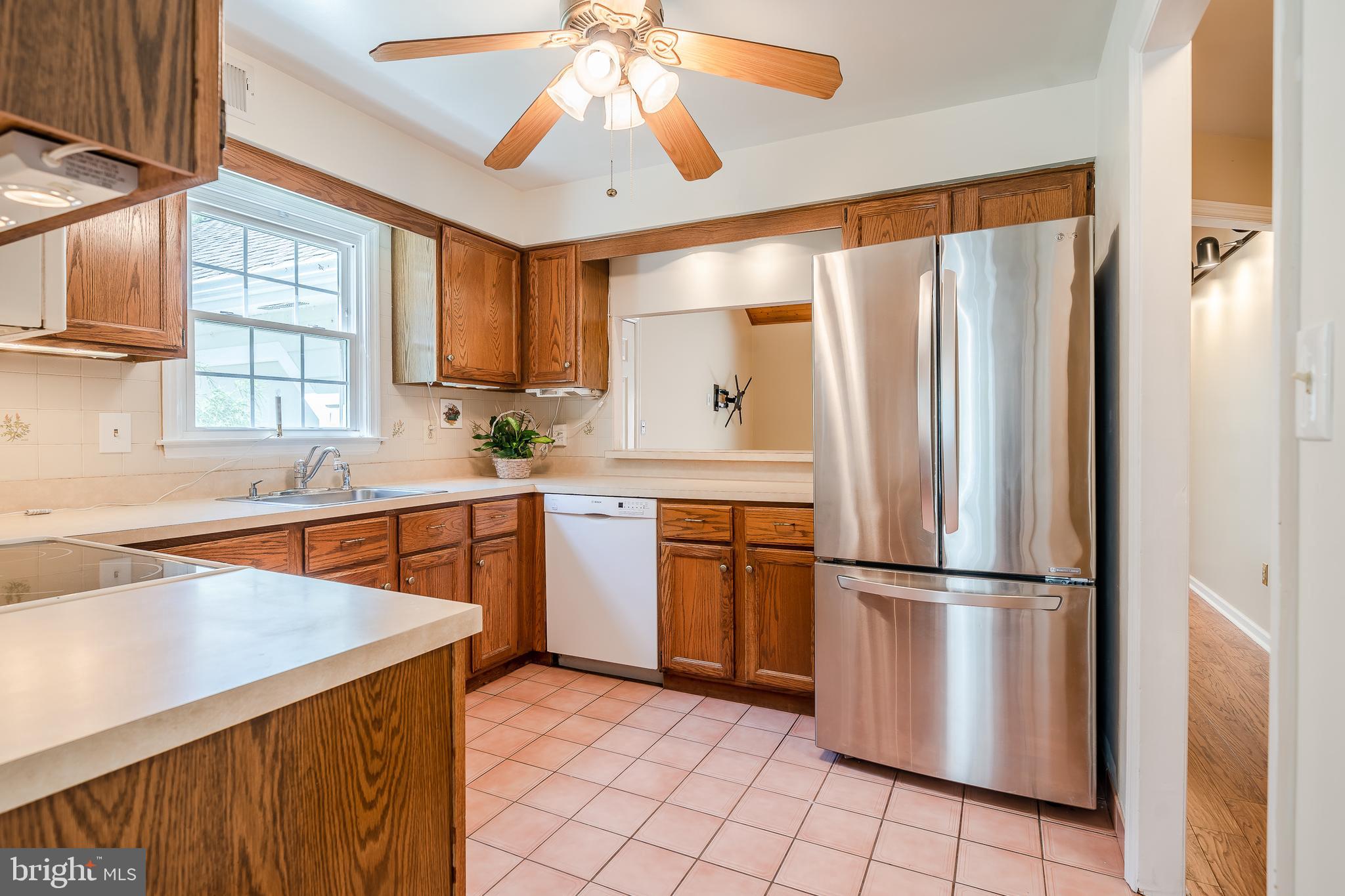 DEERFIELD KNOLL - Residential