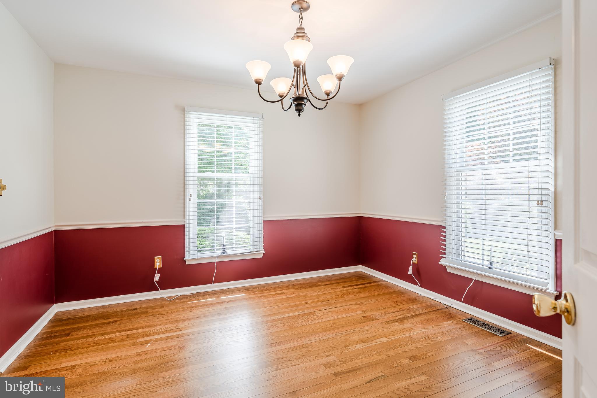 DEERFIELD KNOLL - Residential