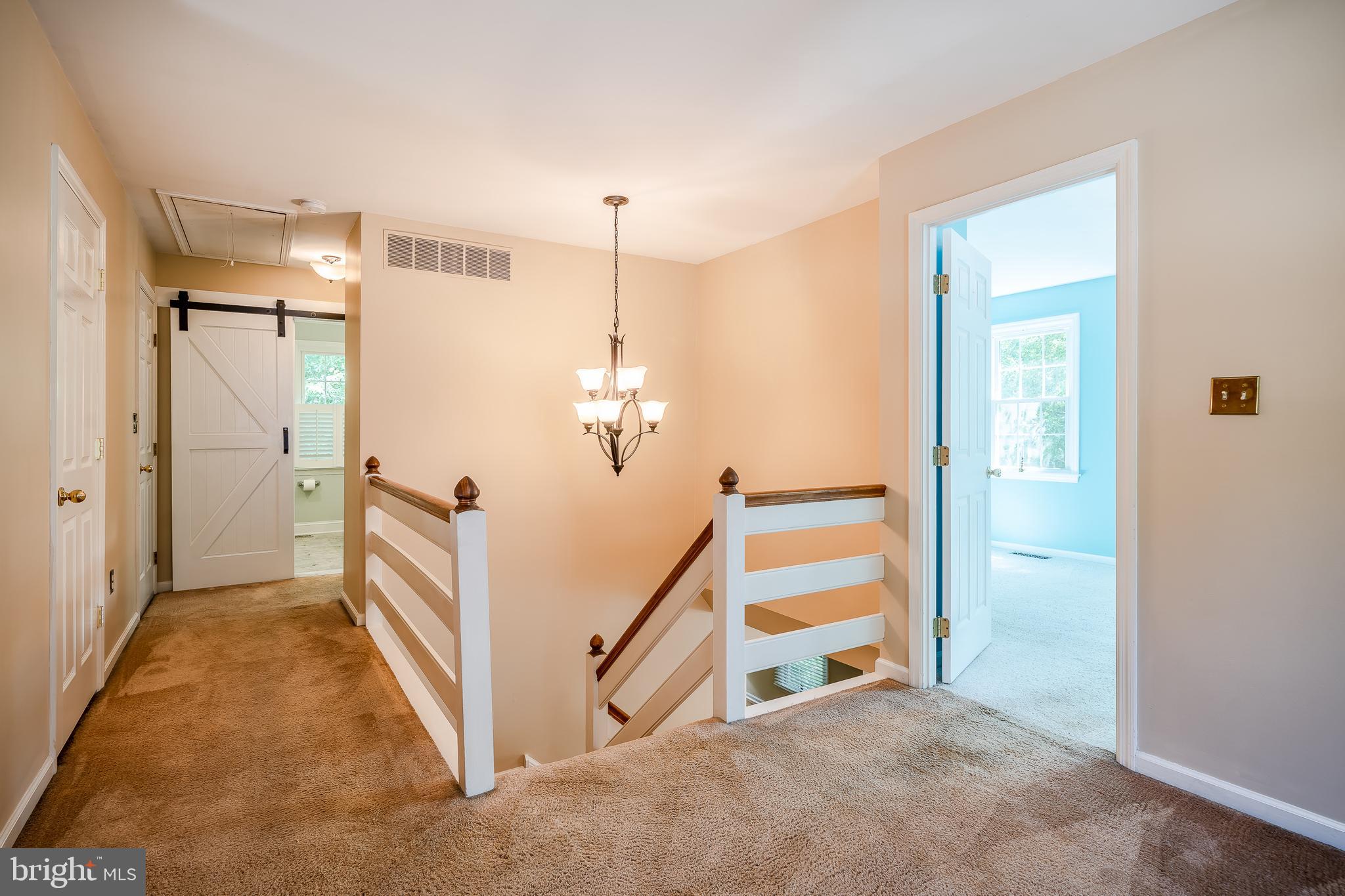 DEERFIELD KNOLL - Residential