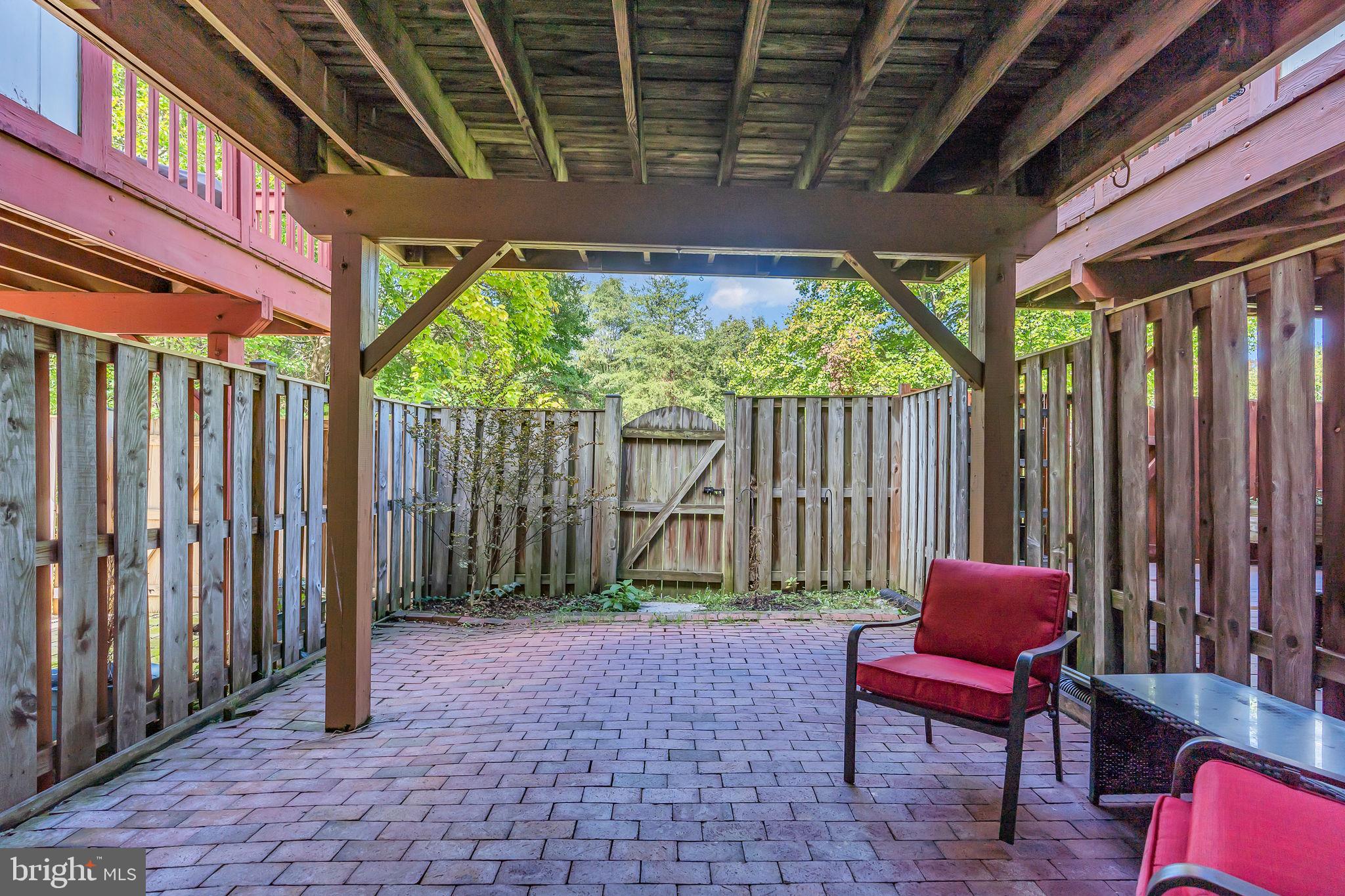 KINGSTOWNE - Residential Lease