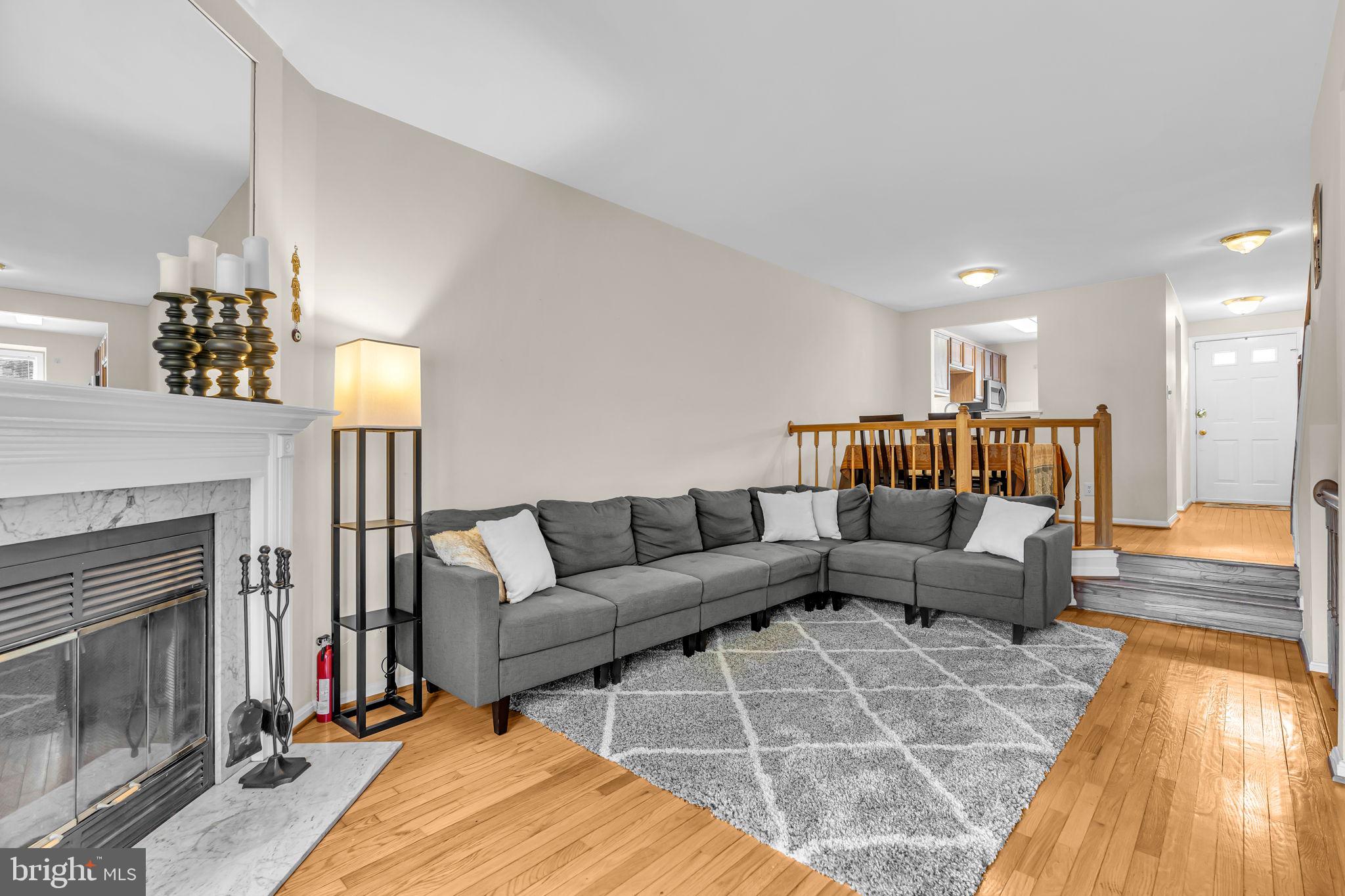 KINGSTOWNE - Residential Lease