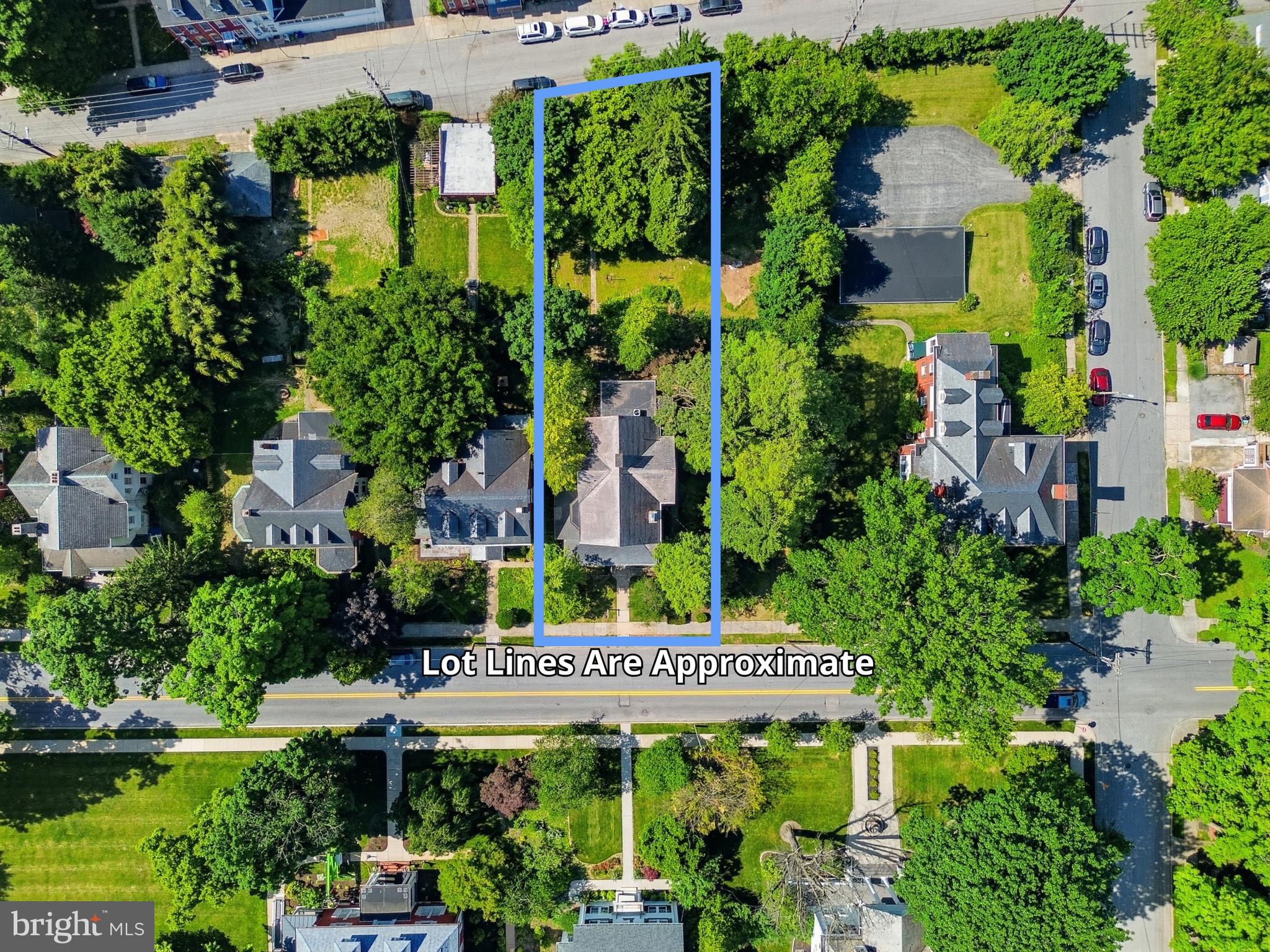 121 W SPRINGETTSBURY AVENUE