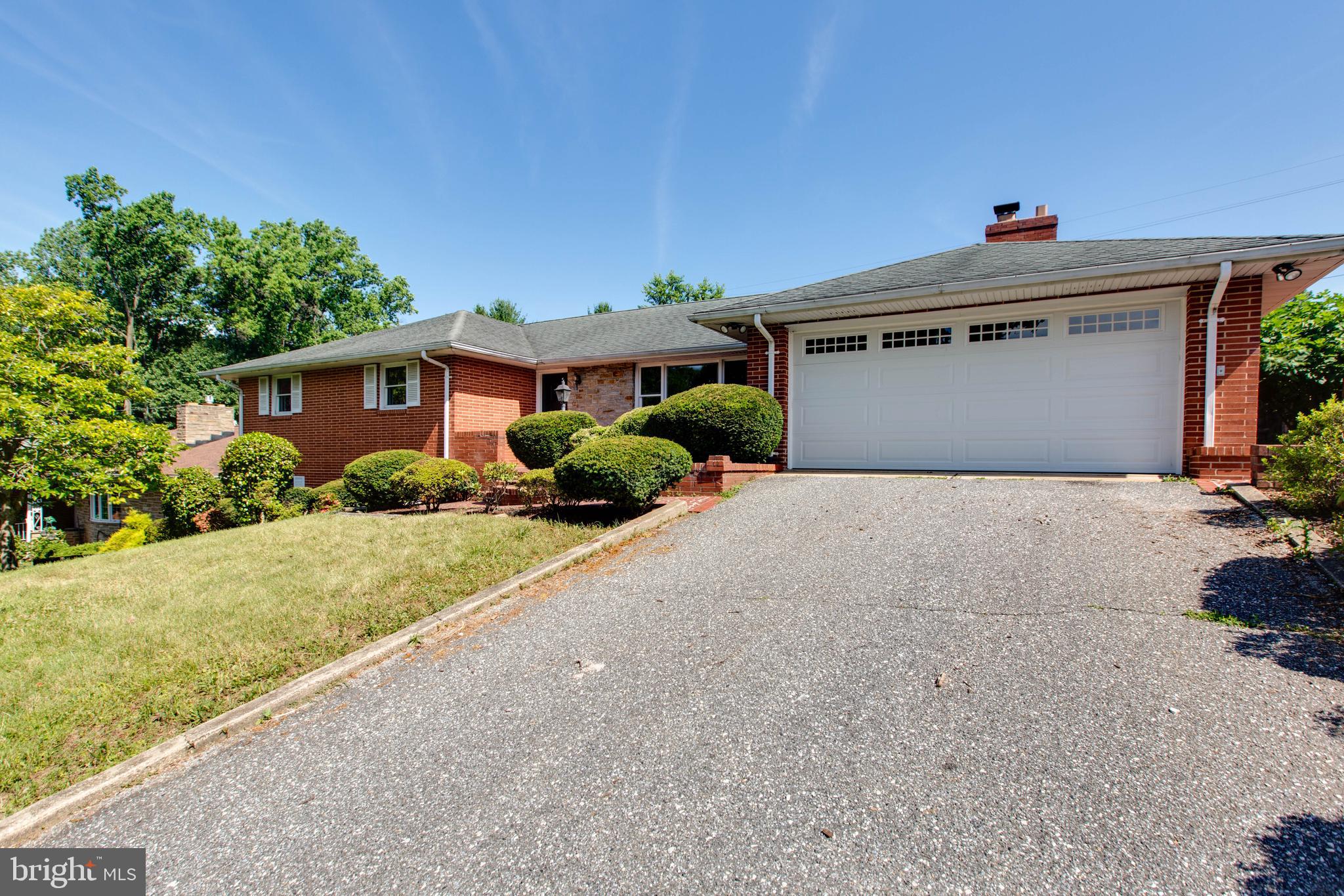 PINEDALE - Residential