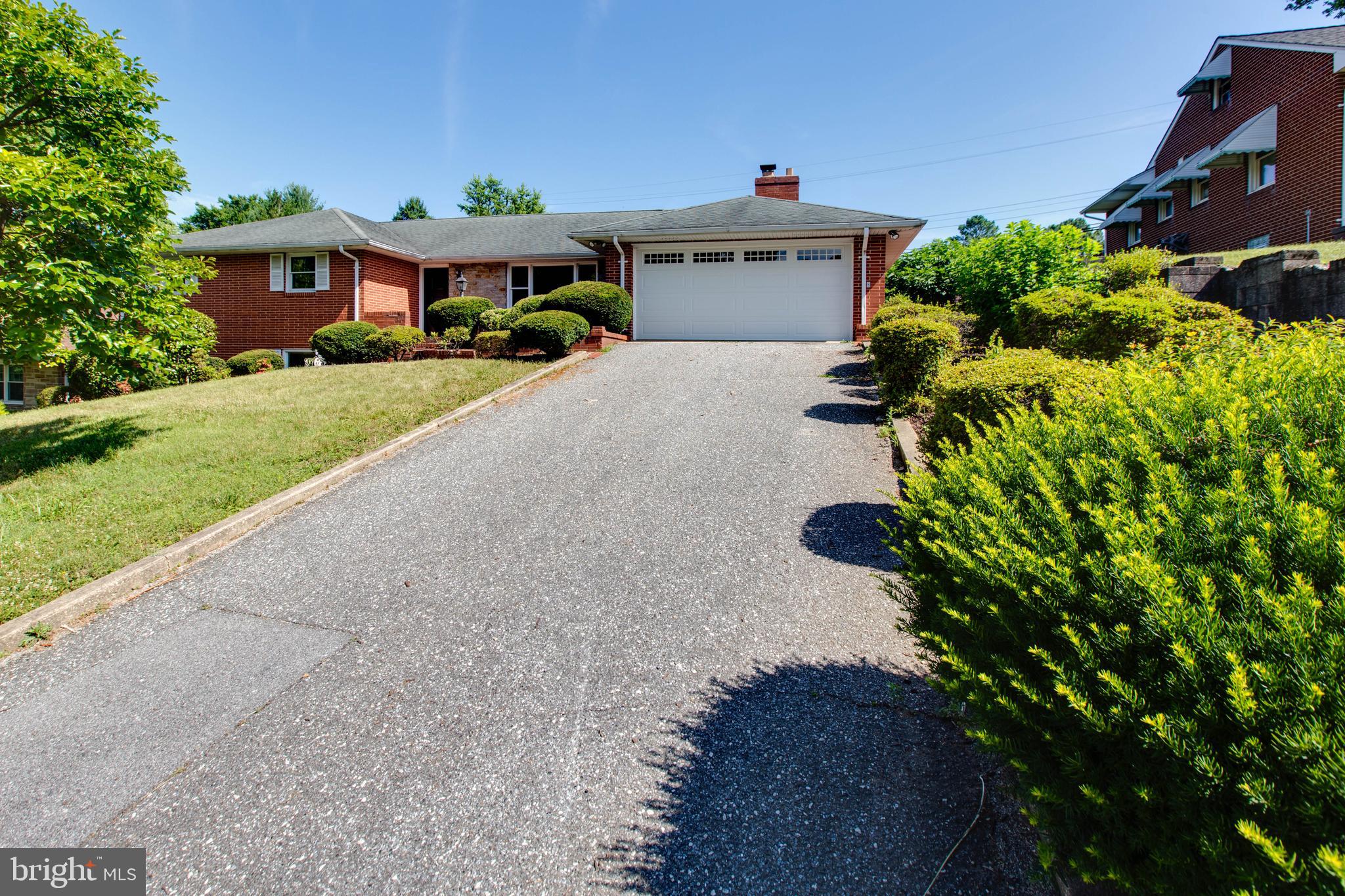 PINEDALE - Residential