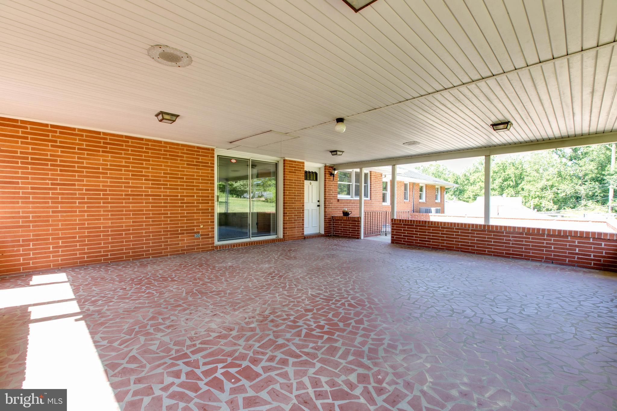 PINEDALE - Residential