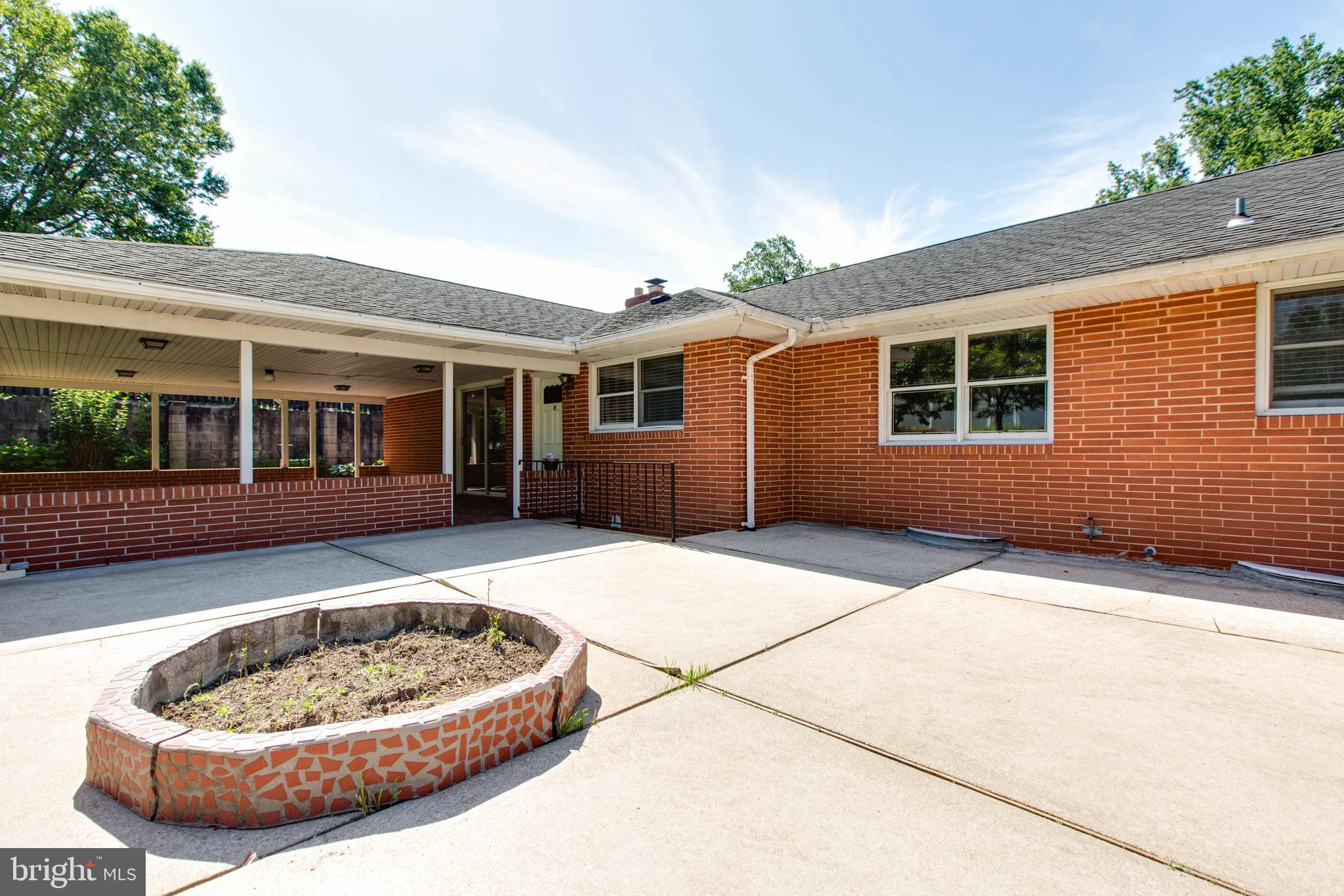 PINEDALE - Residential