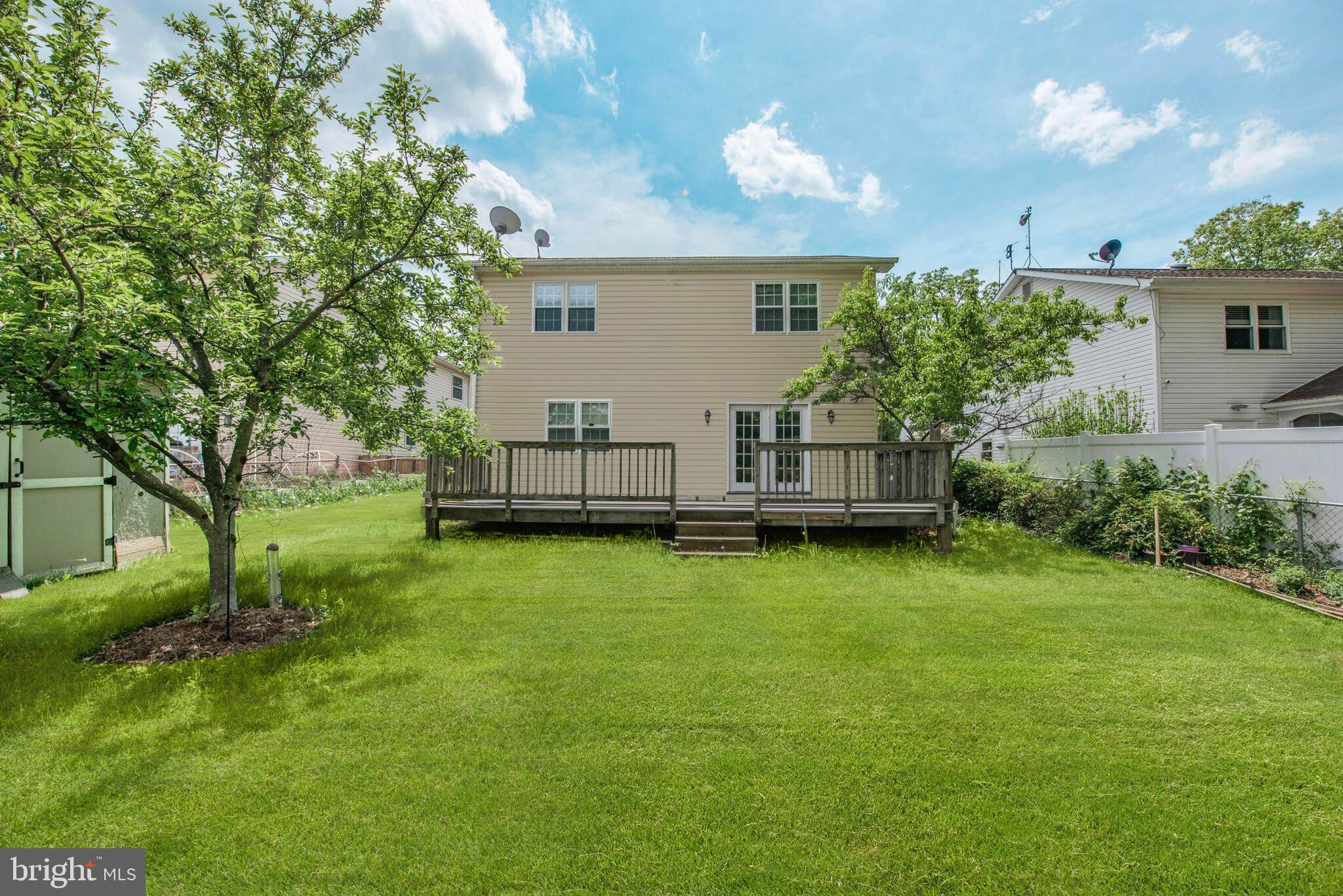 STERLING  PARK - Residential