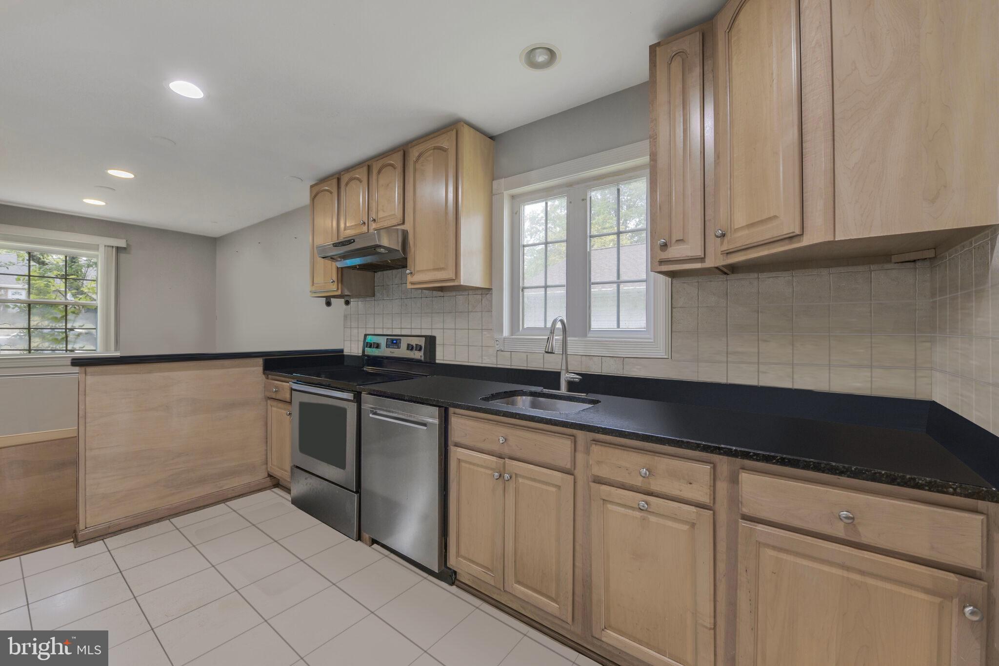 STERLING  PARK - Residential