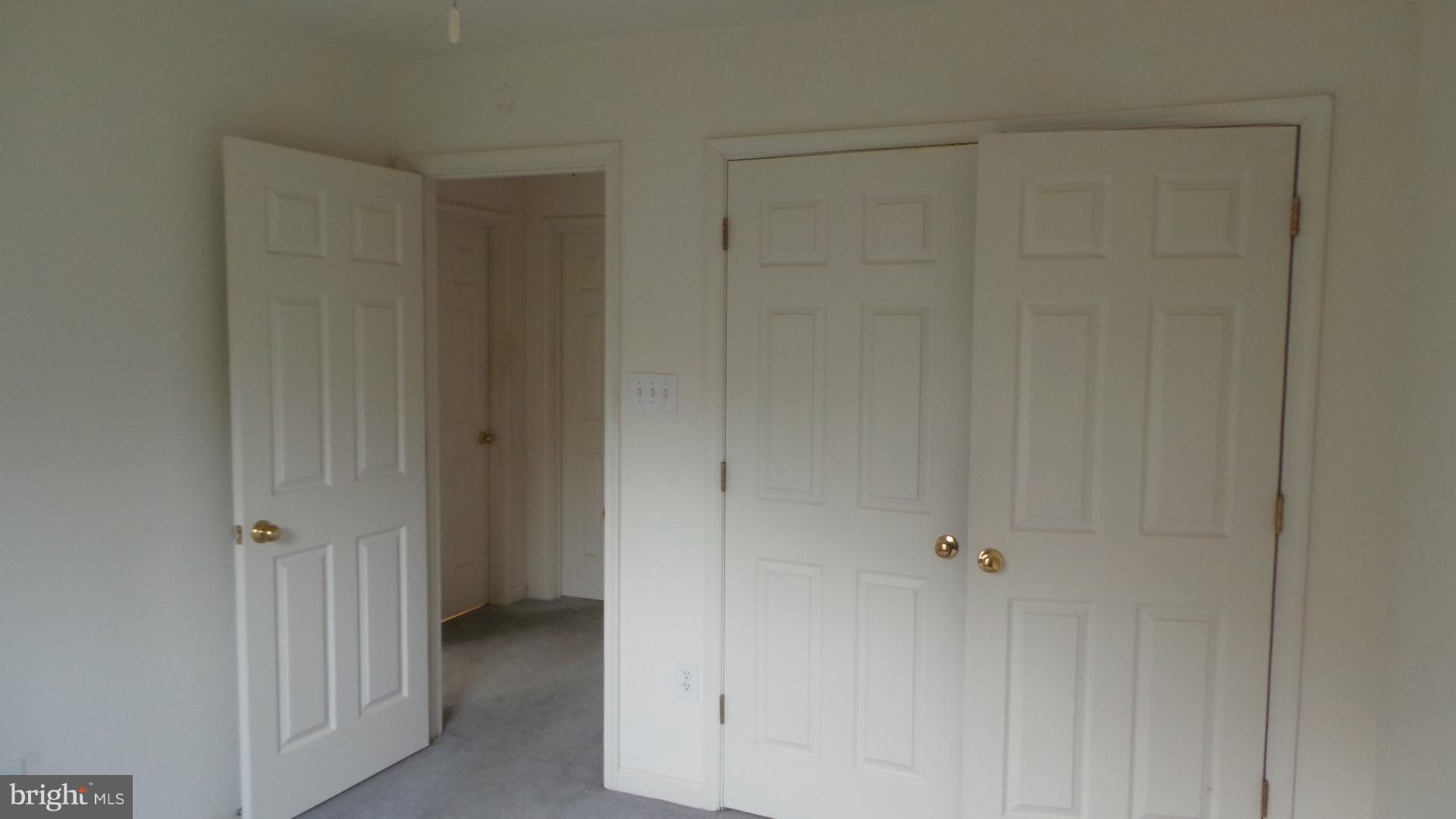 CLAYBROOKE - Residential