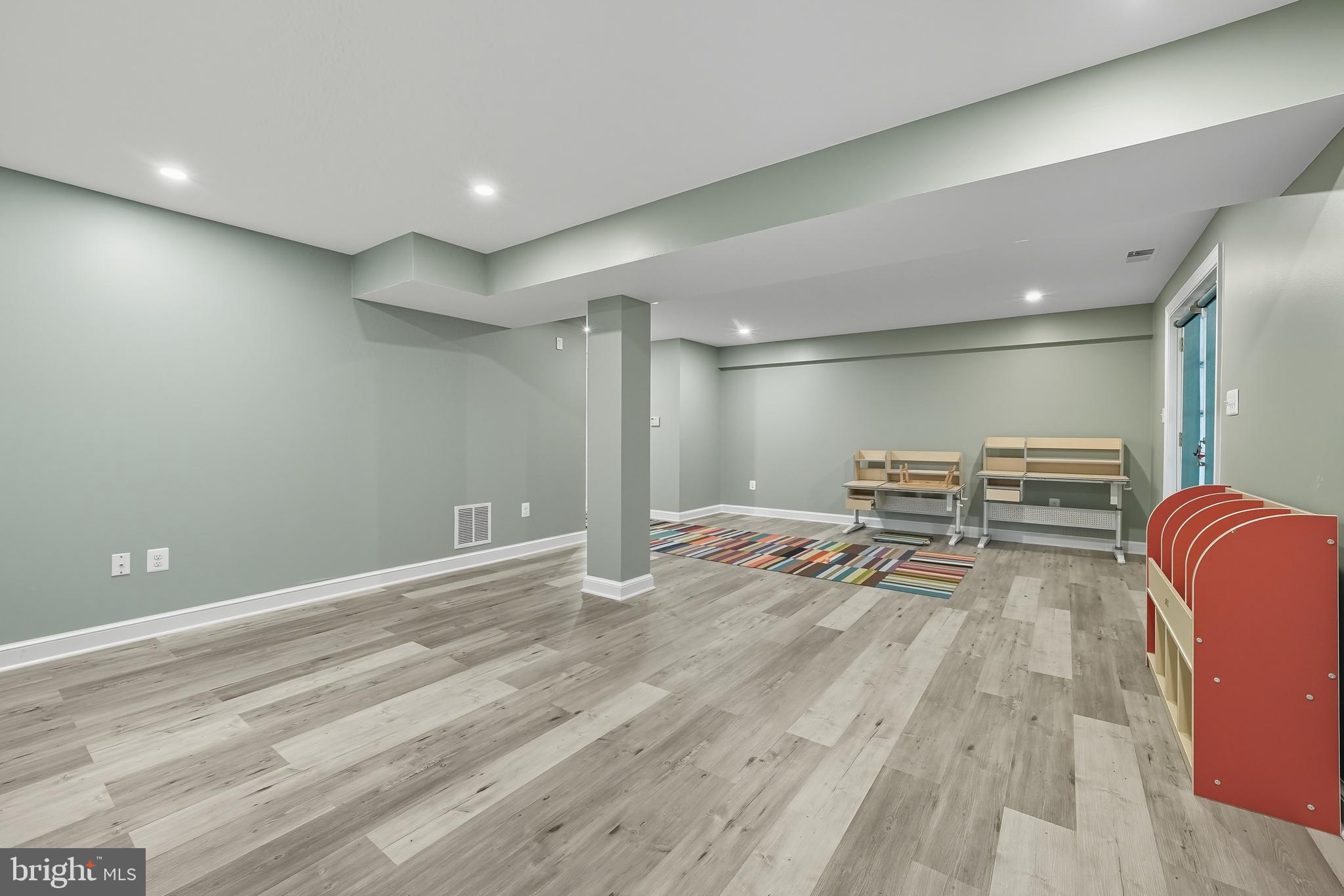 EDDINGTON TERRACE - Residential