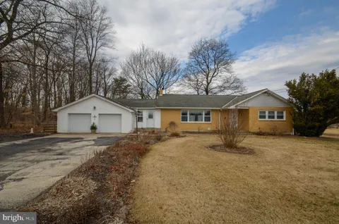 175 Moorestown Drive, Bath, PA 18014 - MLS#: PANH2007454