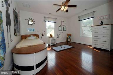 WEST RIVER - Residential