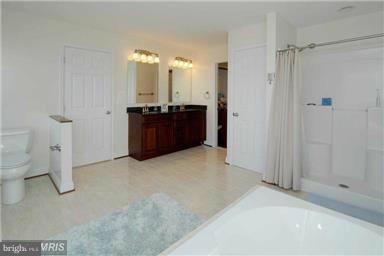 WEST RIVER - Residential