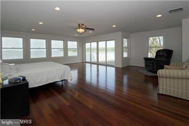 WEST RIVER - Residential