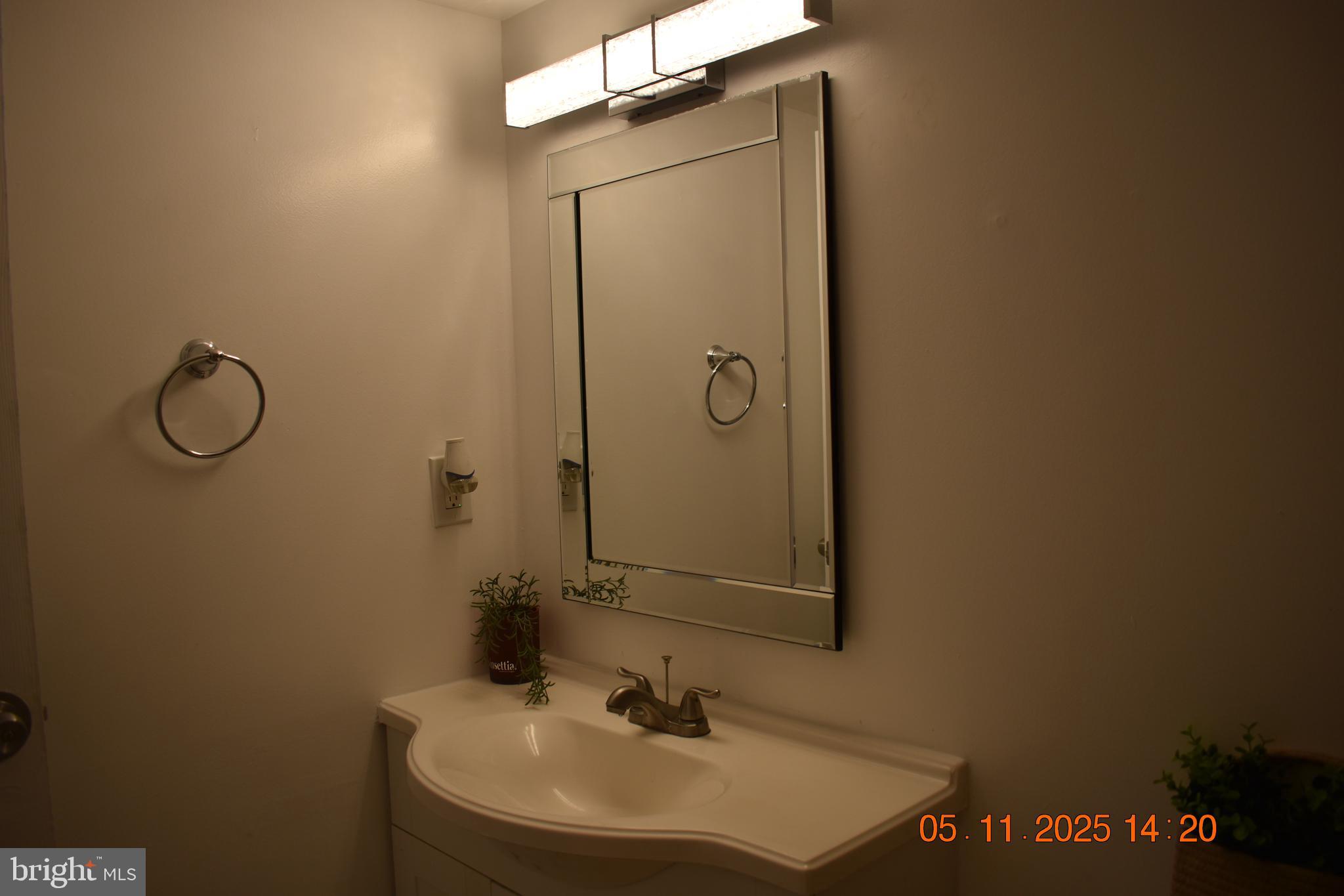 HUNTING RIDGE CONDOMINIUM - Residential