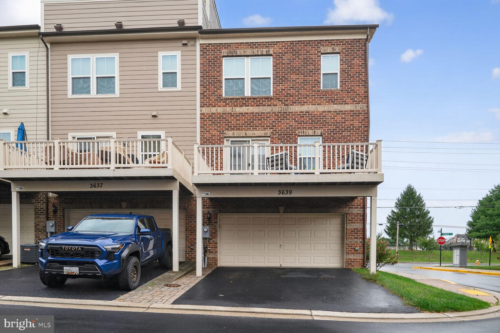 VILLAGES OF URBANA - Residential