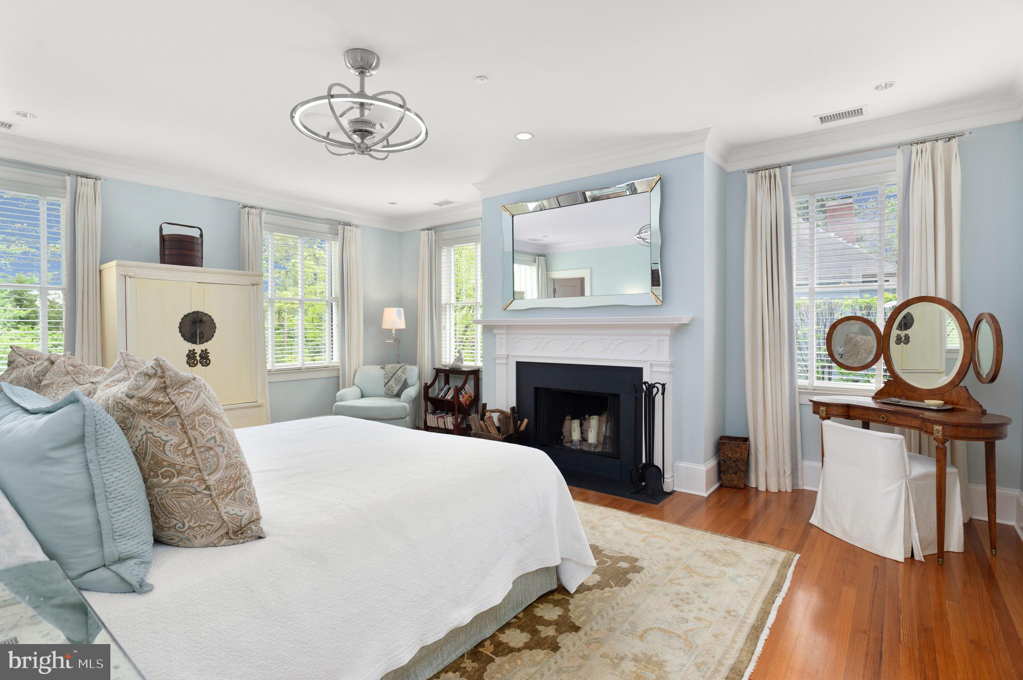 CLEVELAND PARK - Residential