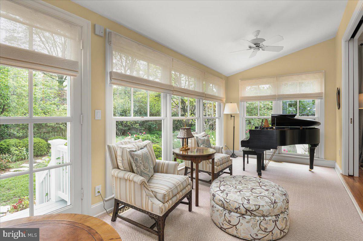 CLEVELAND PARK - Residential