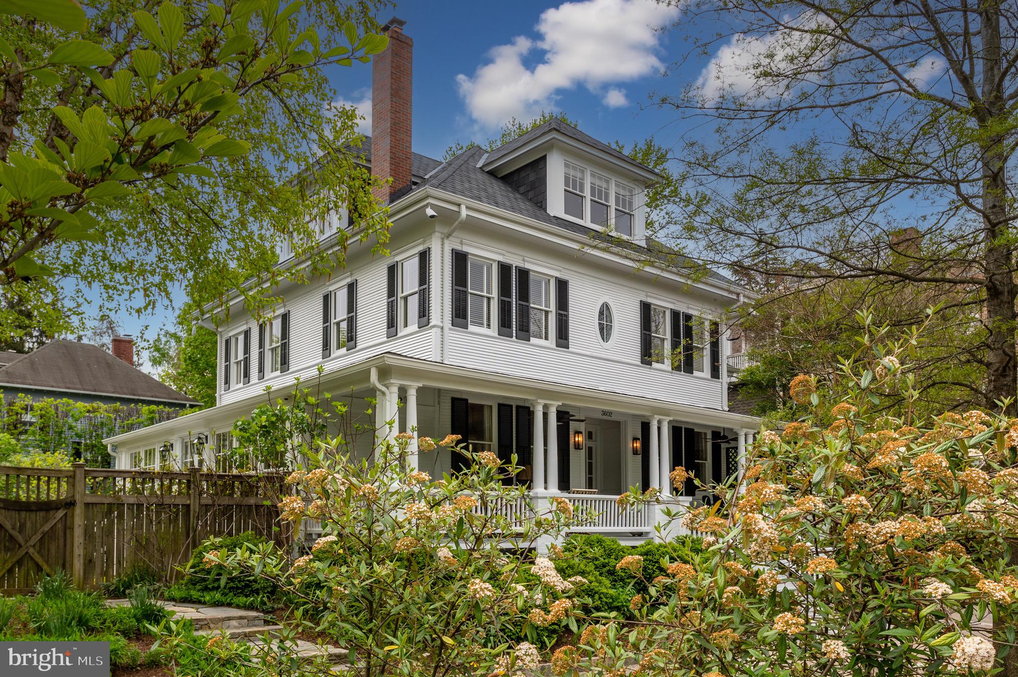 CLEVELAND PARK - Residential