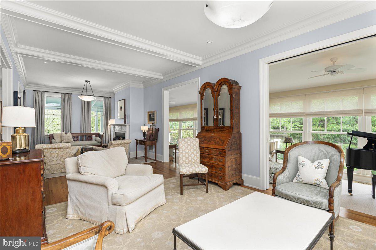 CLEVELAND PARK - Residential
