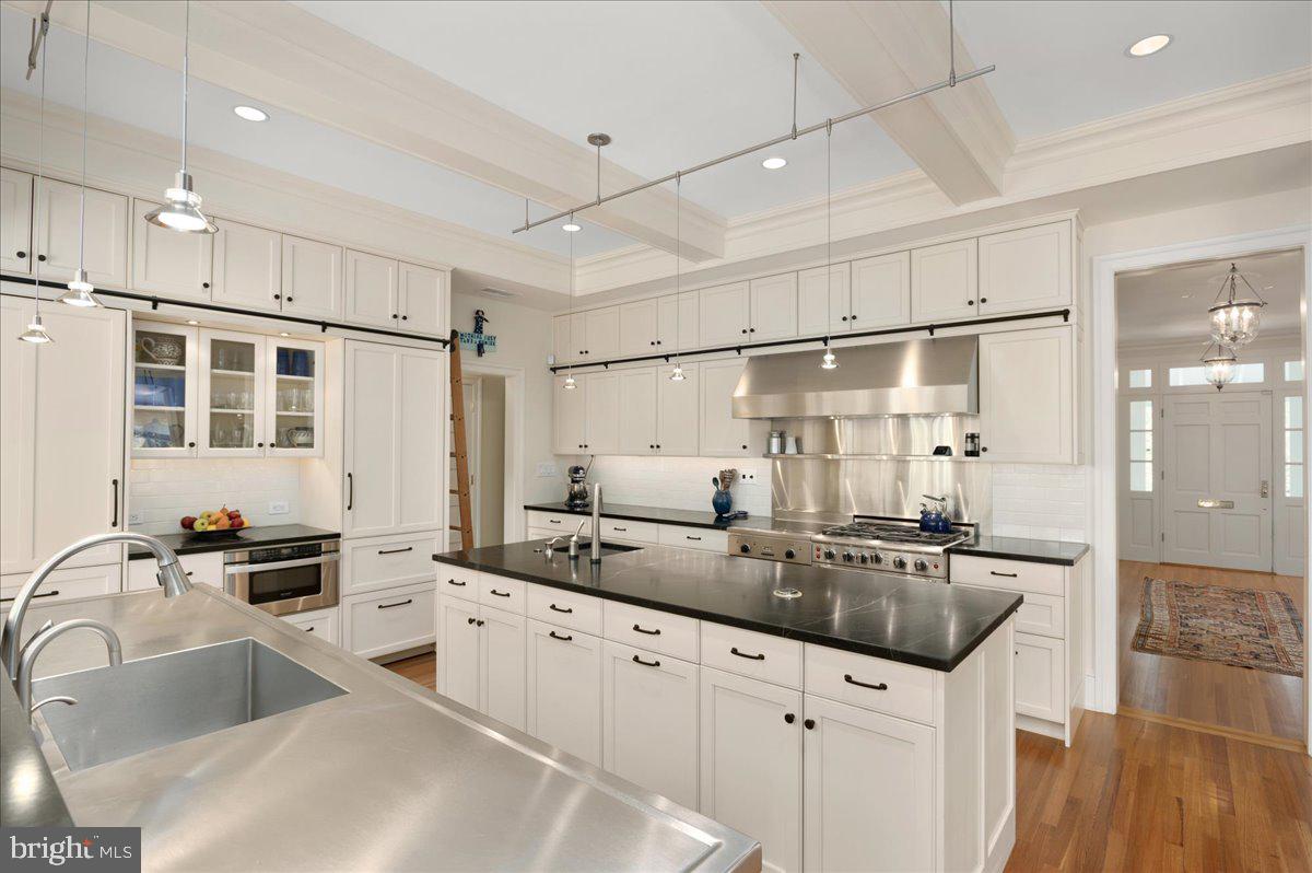 CLEVELAND PARK - Residential
