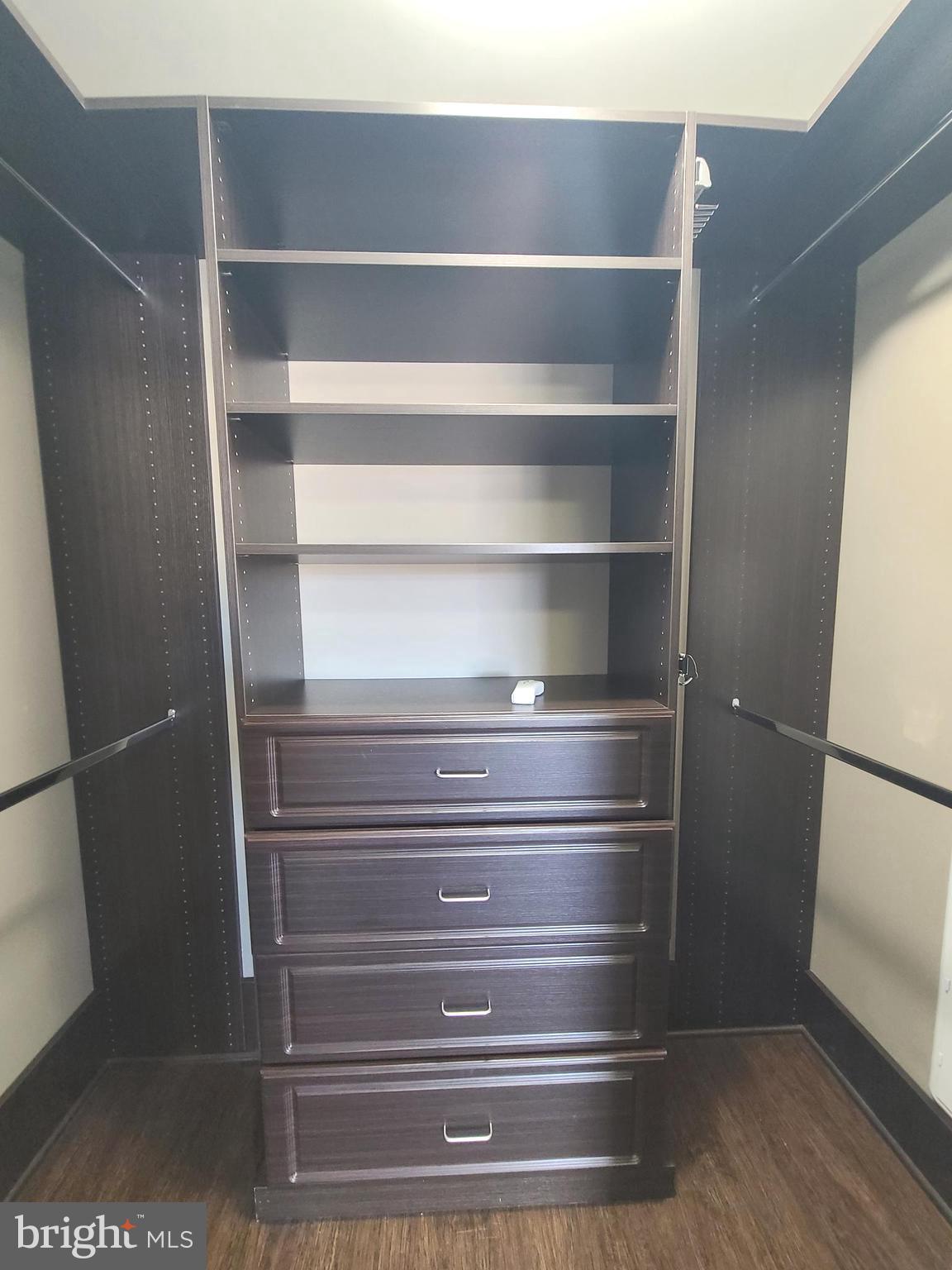 ISABELLA AT MONTICELLO MEWS - Residential Lease