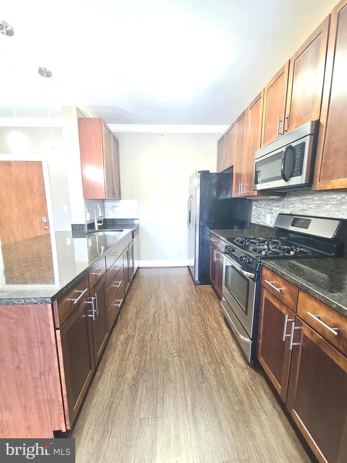 ISABELLA AT MONTICELLO MEWS - Residential Lease