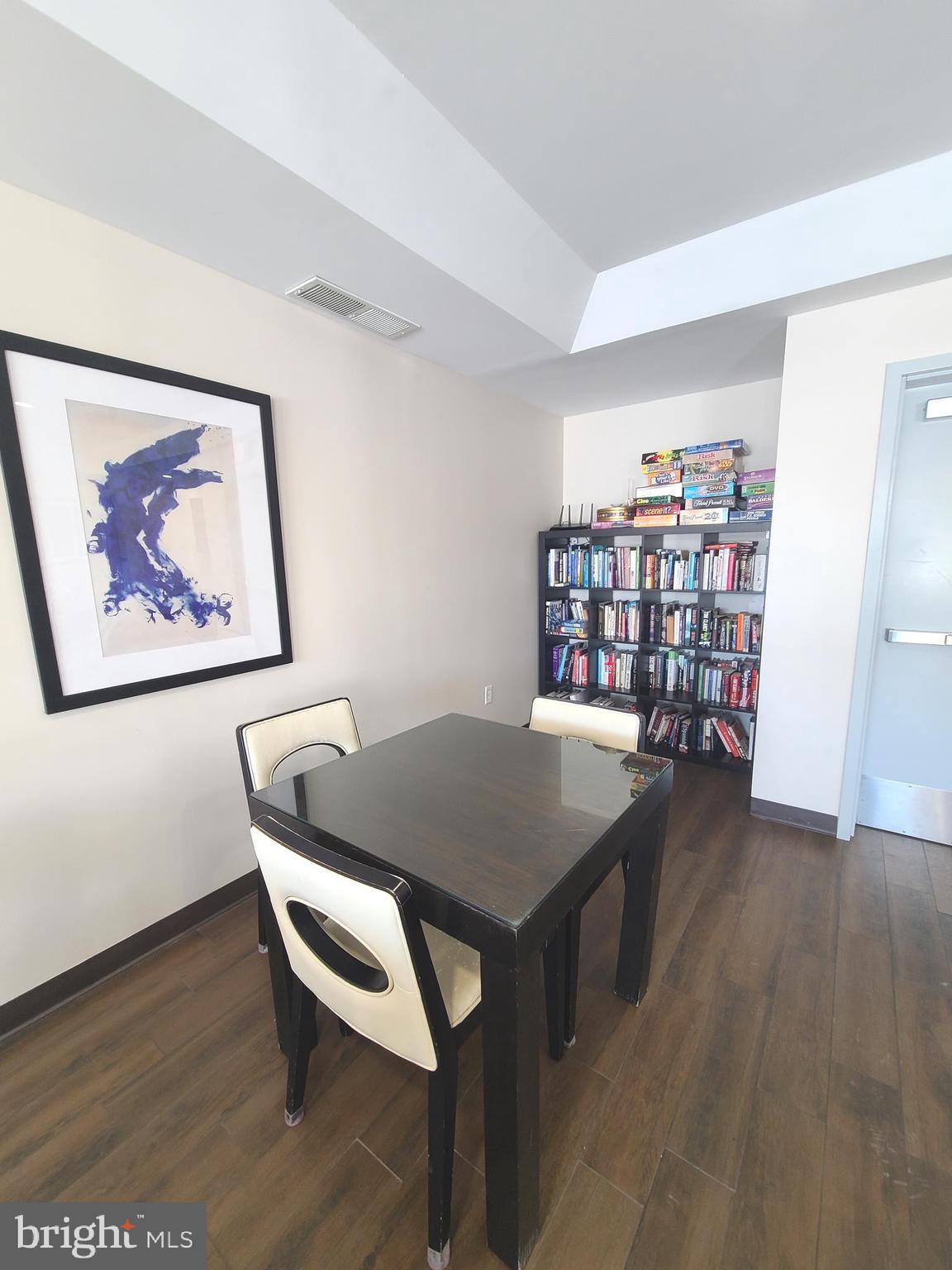 ISABELLA AT MONTICELLO MEWS - Residential Lease