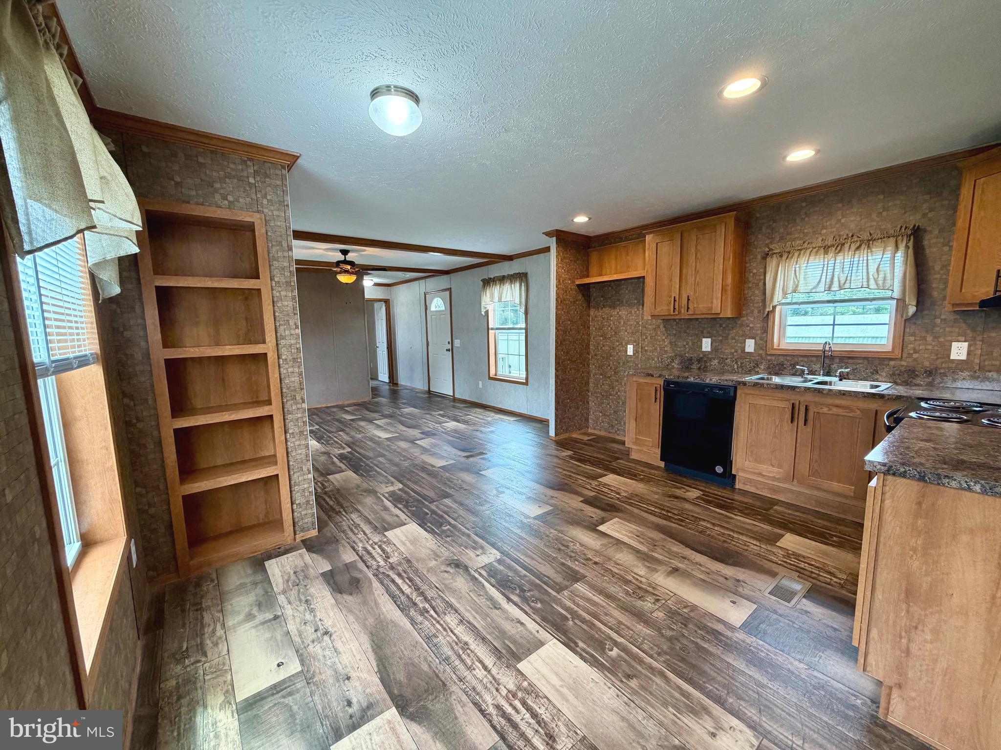108 BEECHWOOD DRIVE