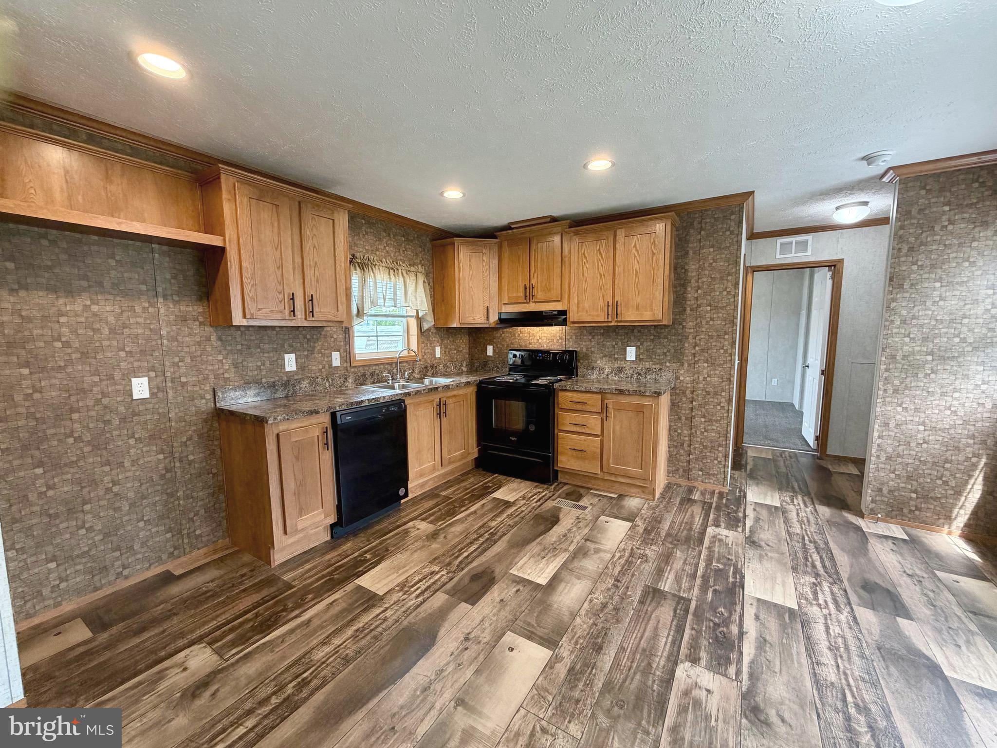 108 BEECHWOOD DRIVE