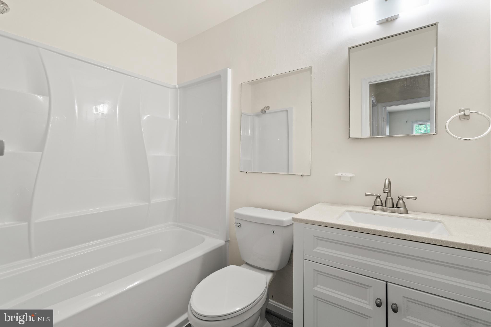 KEENE MILL WOODS - Residential Lease