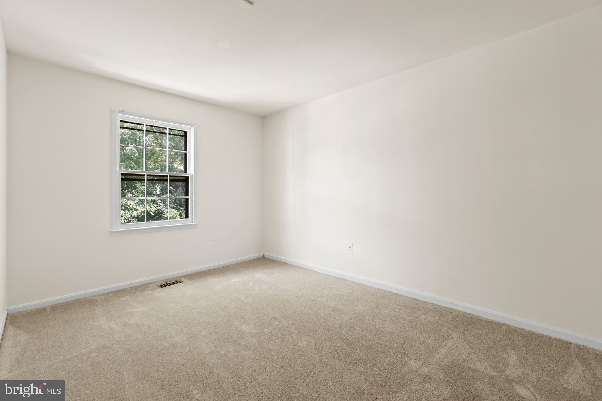 KEENE MILL WOODS - Residential Lease