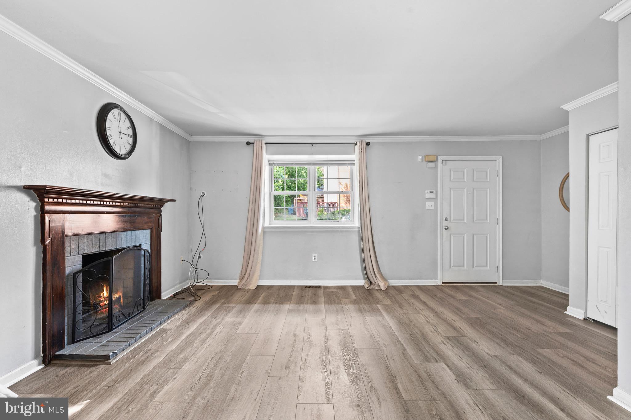 674 COATES LANE