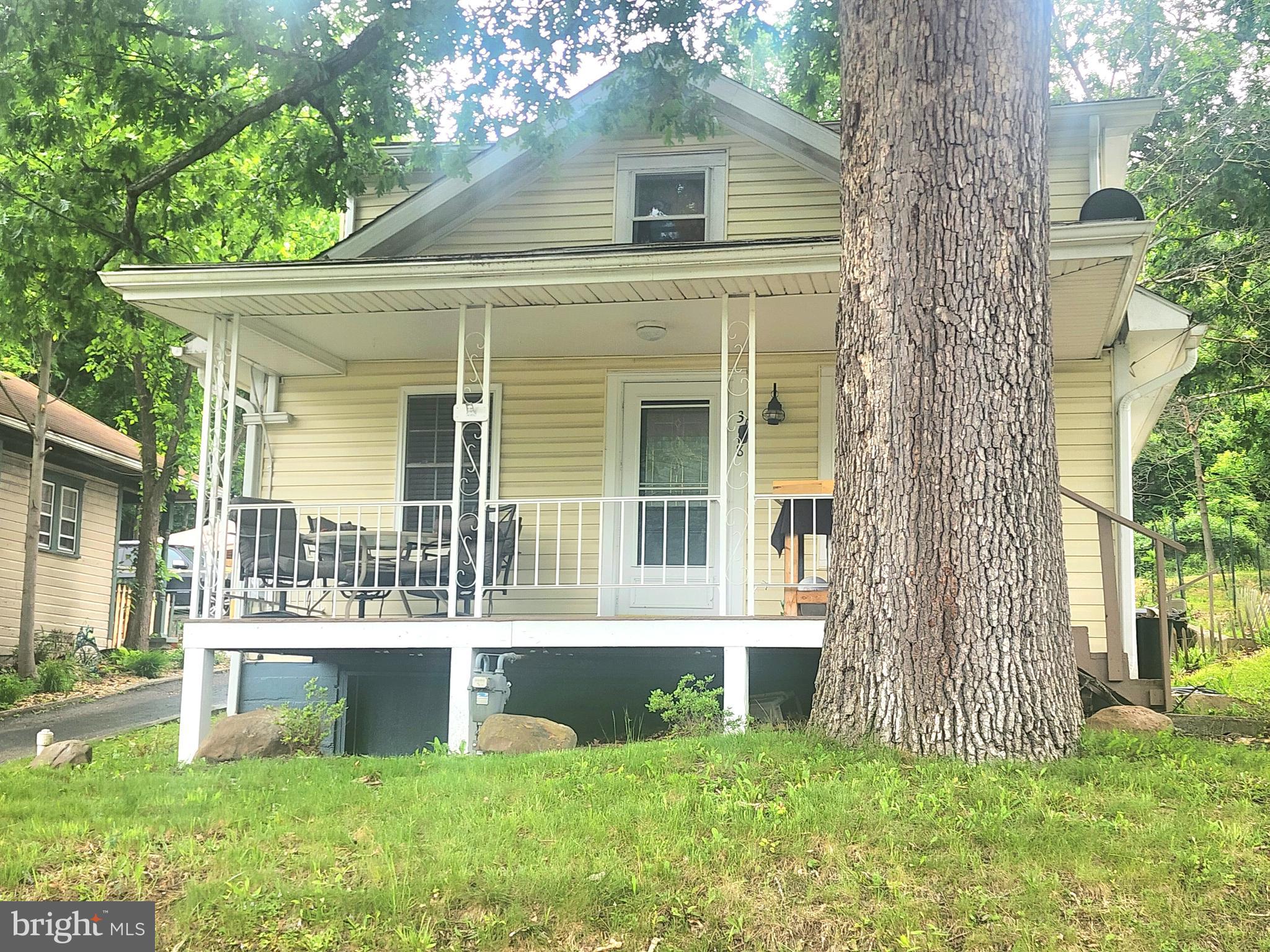 Welcome to 358 McHenry St in popular LaVale MD. This home features 2 bedrooms, an updated, main-level full bath with laundry hook up, modern kitchen, spiral staircase to the upper level bedroom and half bath. Location is key with this property as it is close to grocery stores, shopping, restaurants, gas stations, and easy access to Interstate 68. Schedule your showing today!