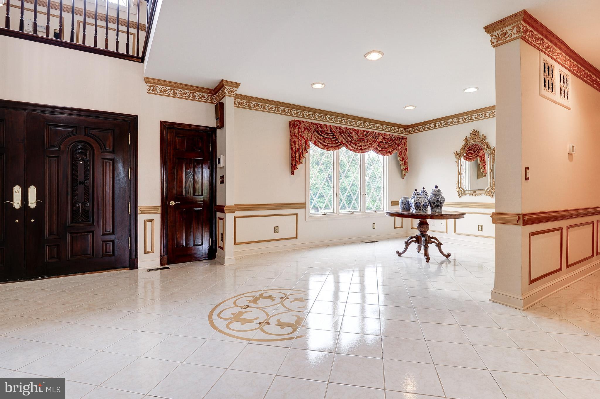 HAYMARKET TOWN - Residential