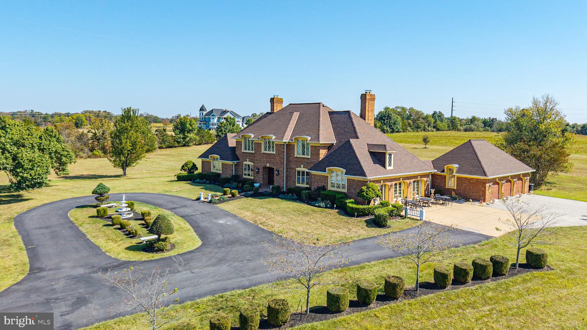 2821 INGRAM DRIVE