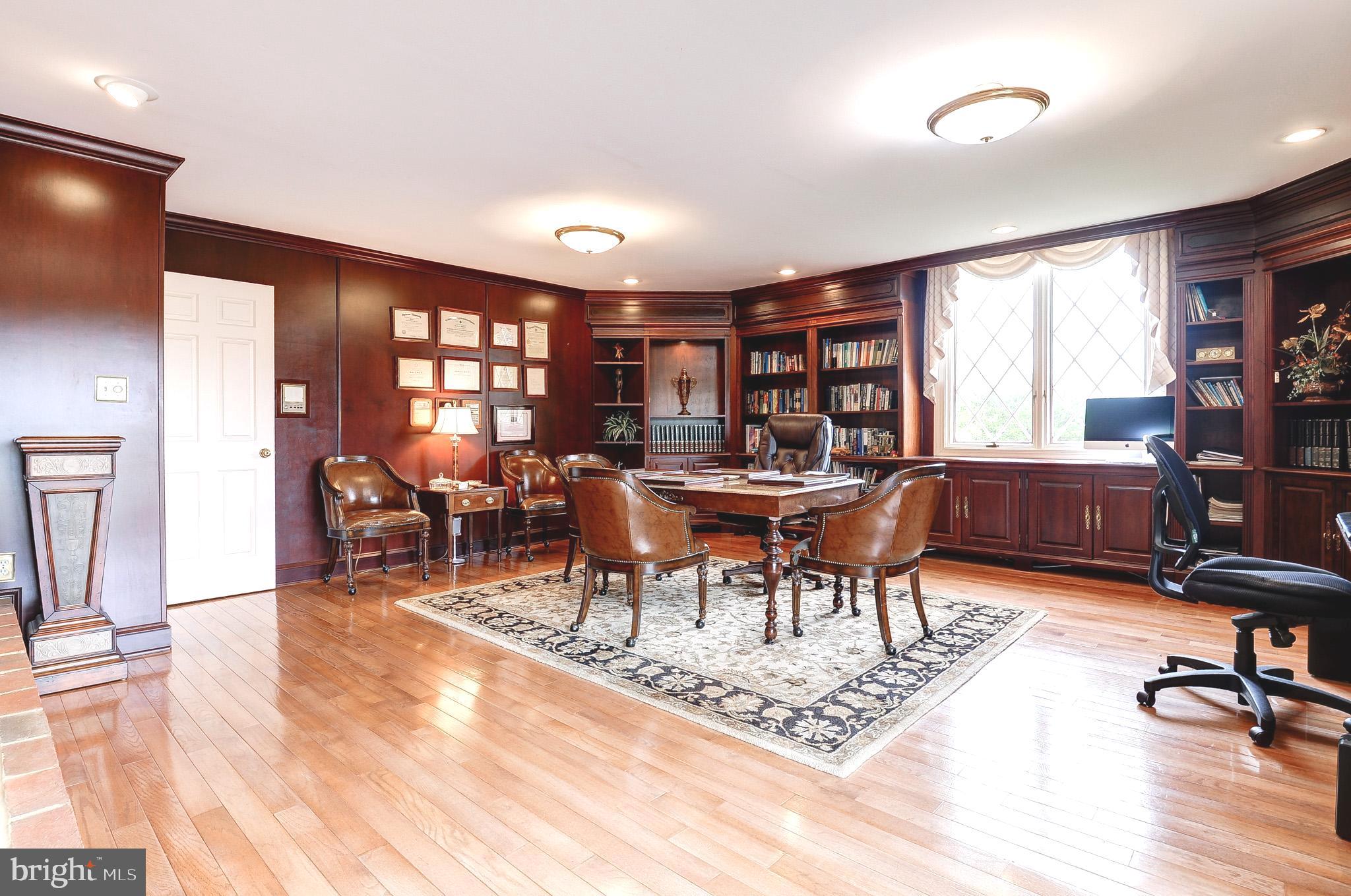 HAYMARKET TOWN - Residential