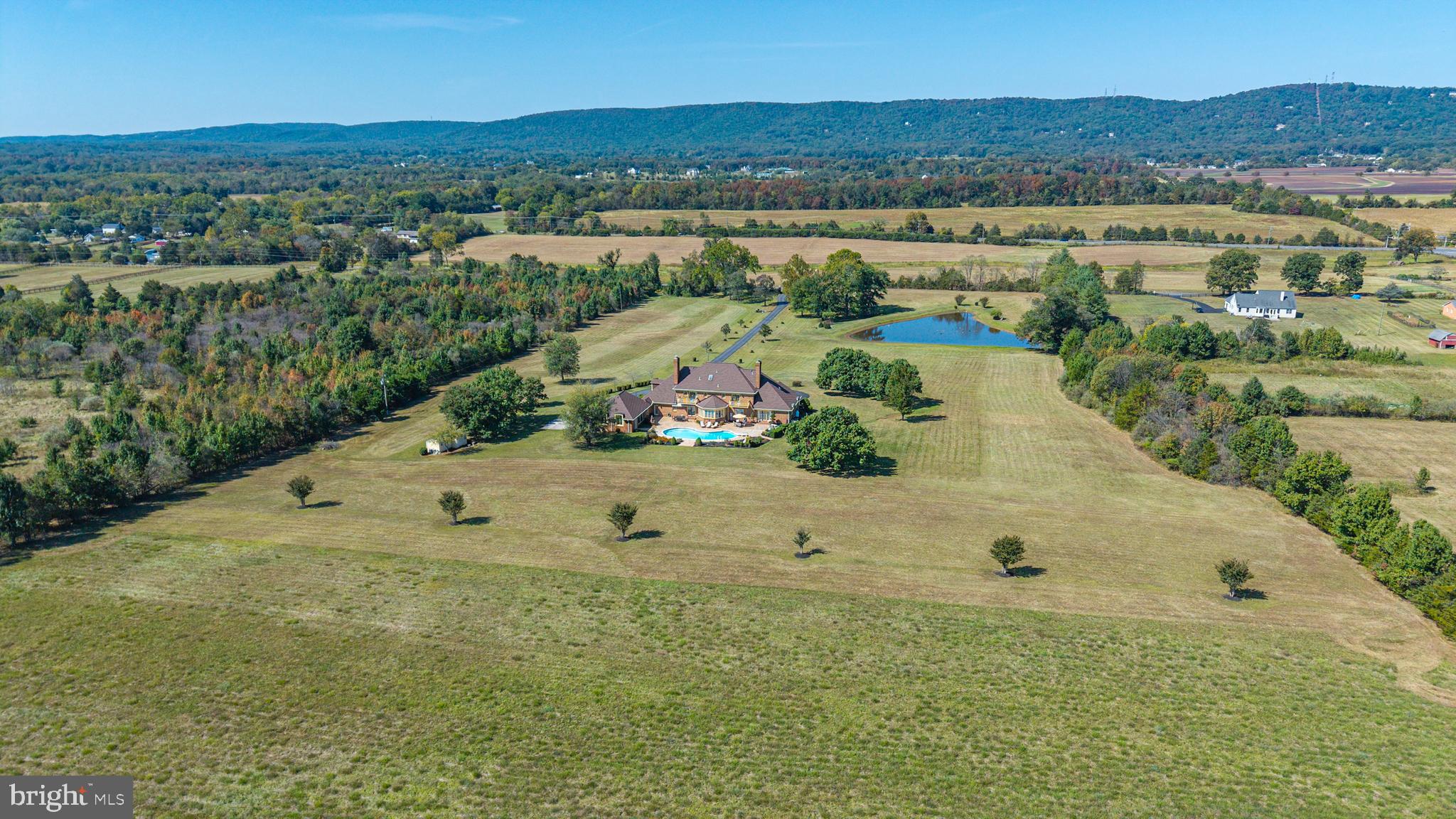 HAYMARKET TOWN - Residential