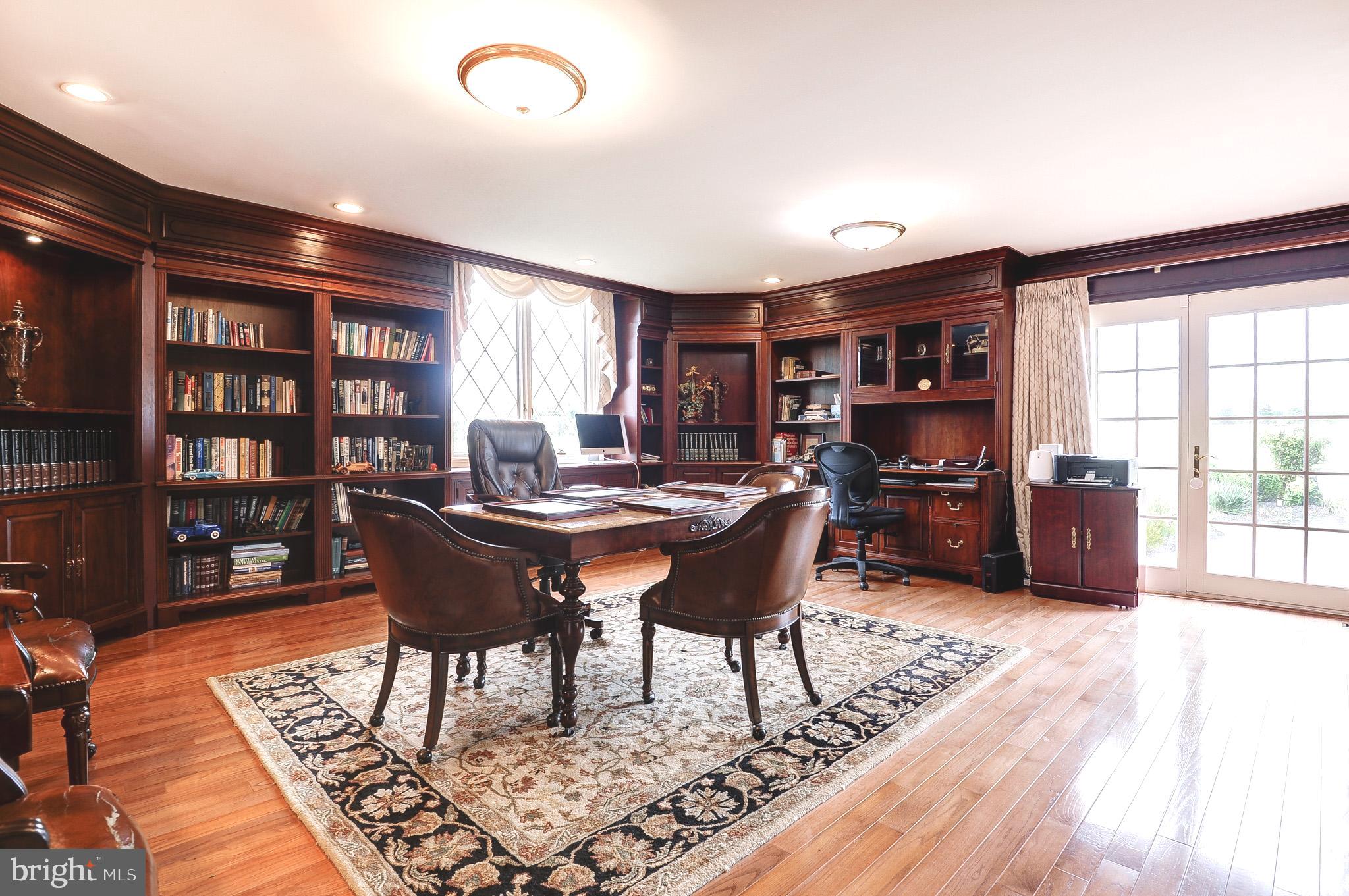 HAYMARKET TOWN - Residential