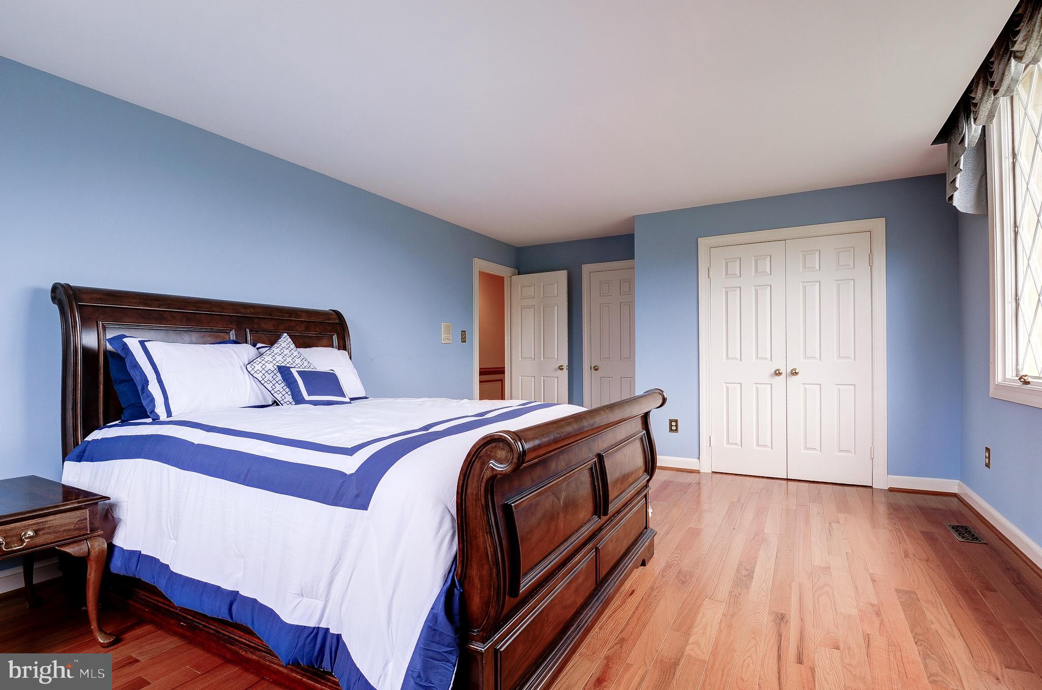 HAYMARKET TOWN - Residential