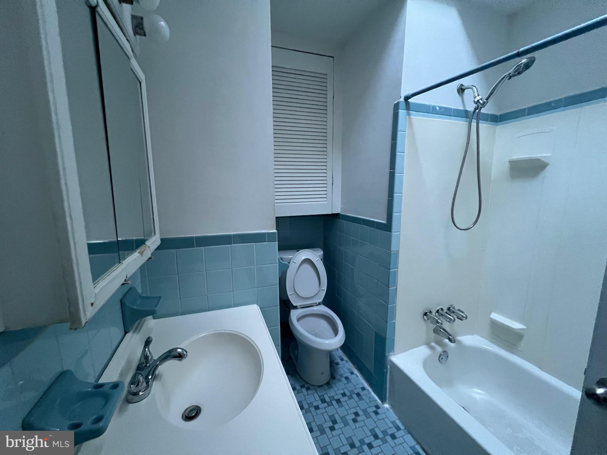 MAYFAIR - Residential