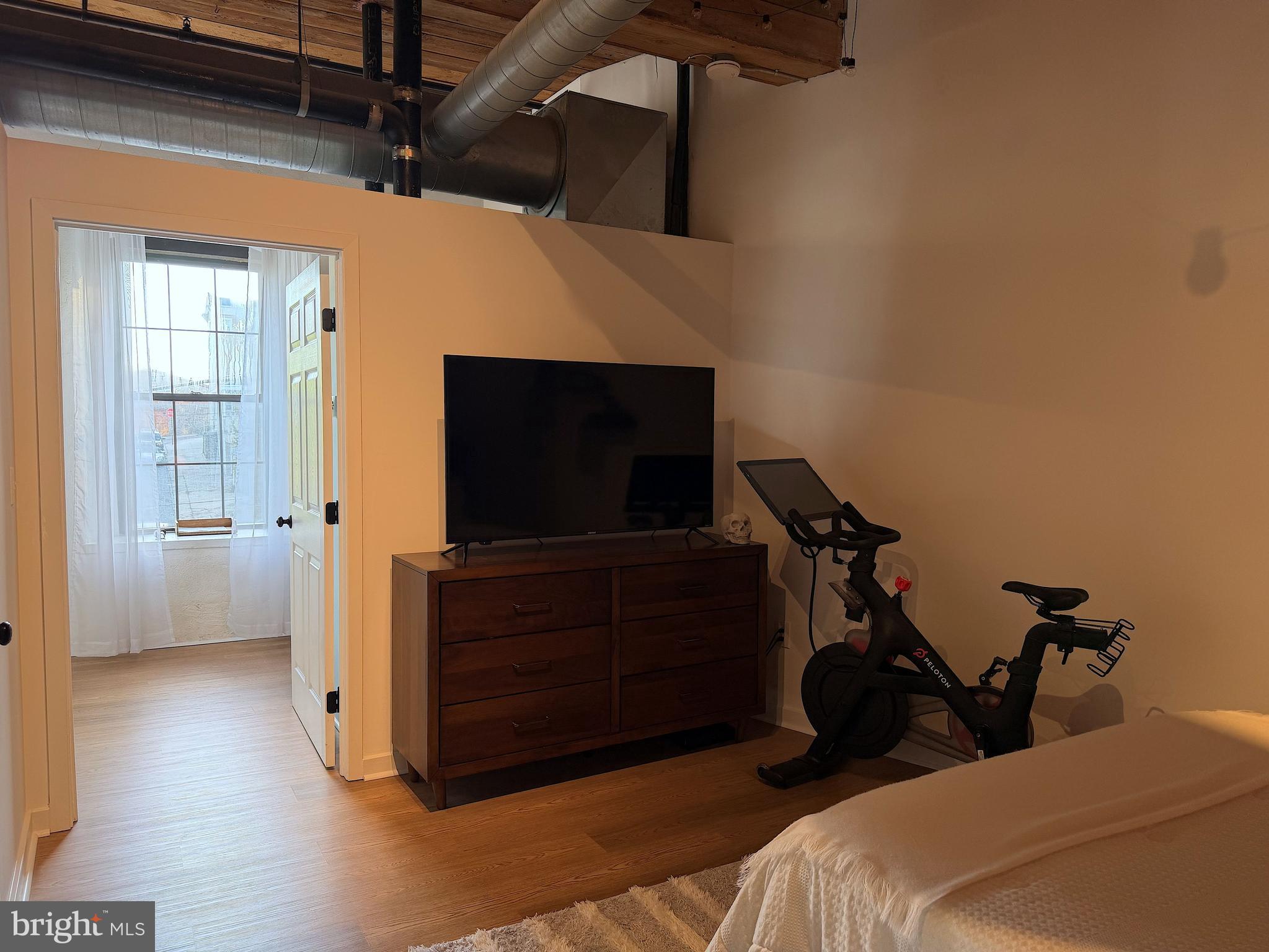 ROXBOROUGH - Residential