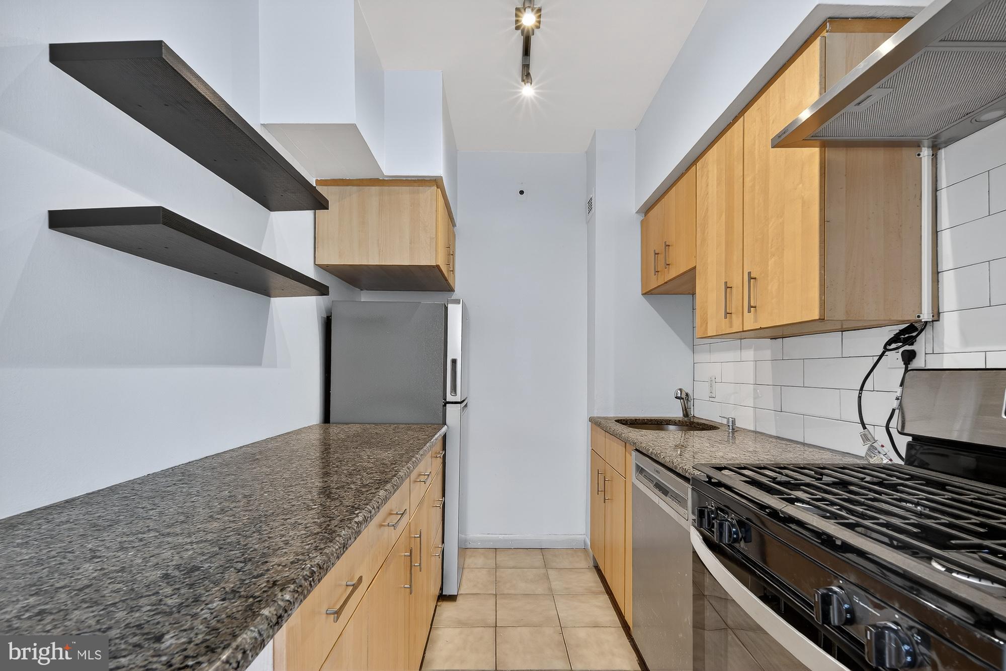 1711 MASSACHUSETTS AVENUE NW 118