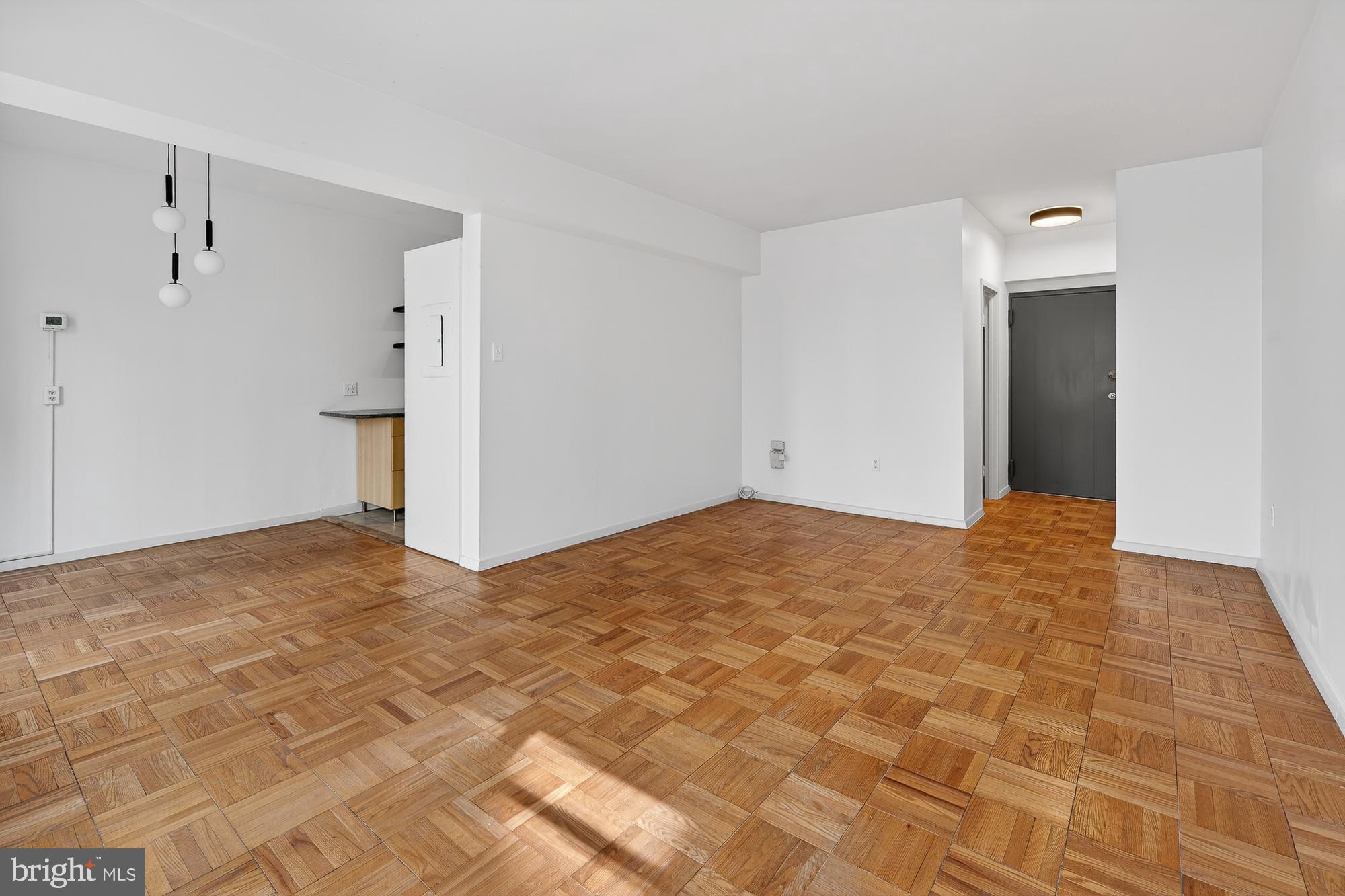 1711 MASSACHUSETTS AVENUE NW 118