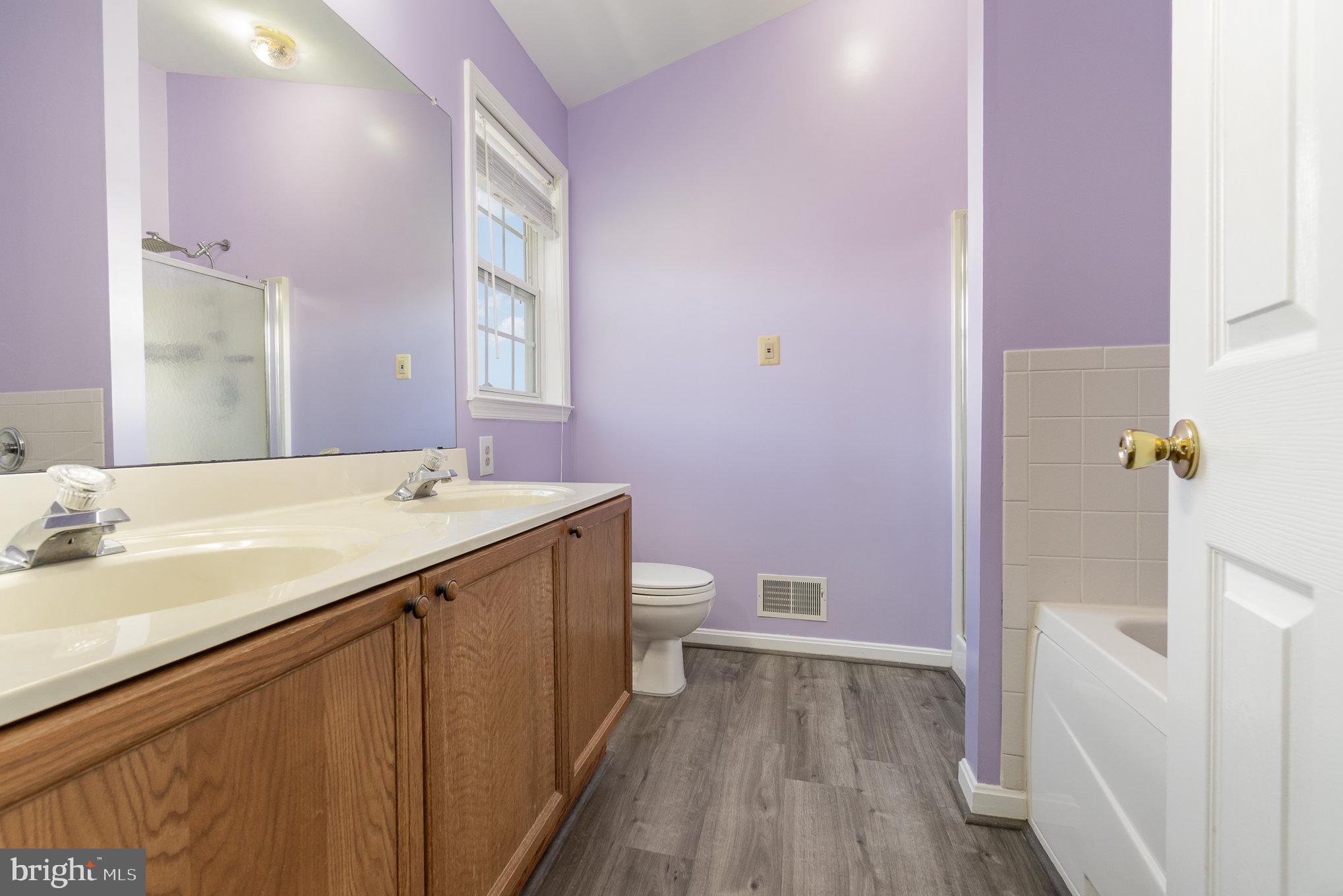 ORCHARD HILLS - Residential