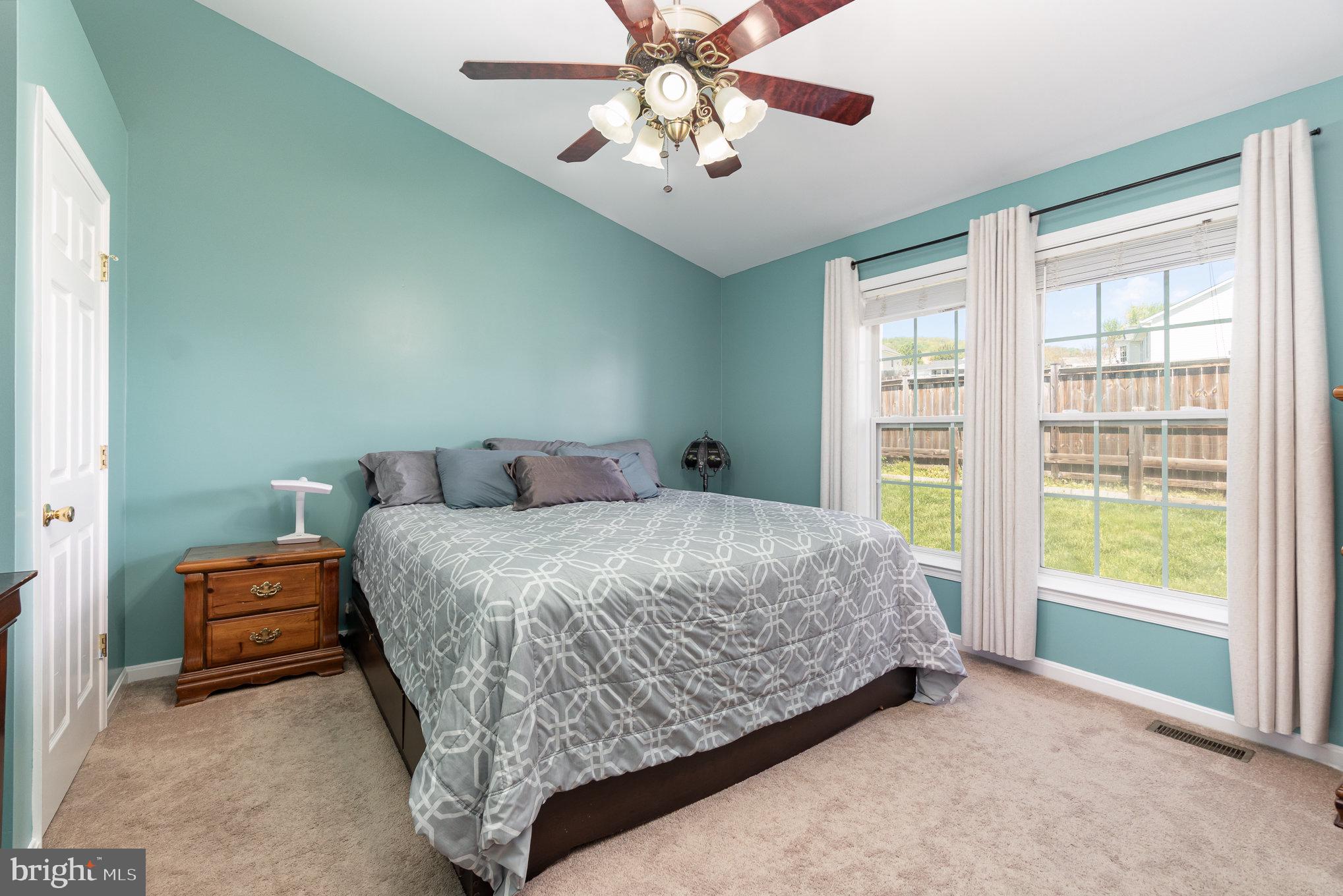 ORCHARD HILLS - Residential