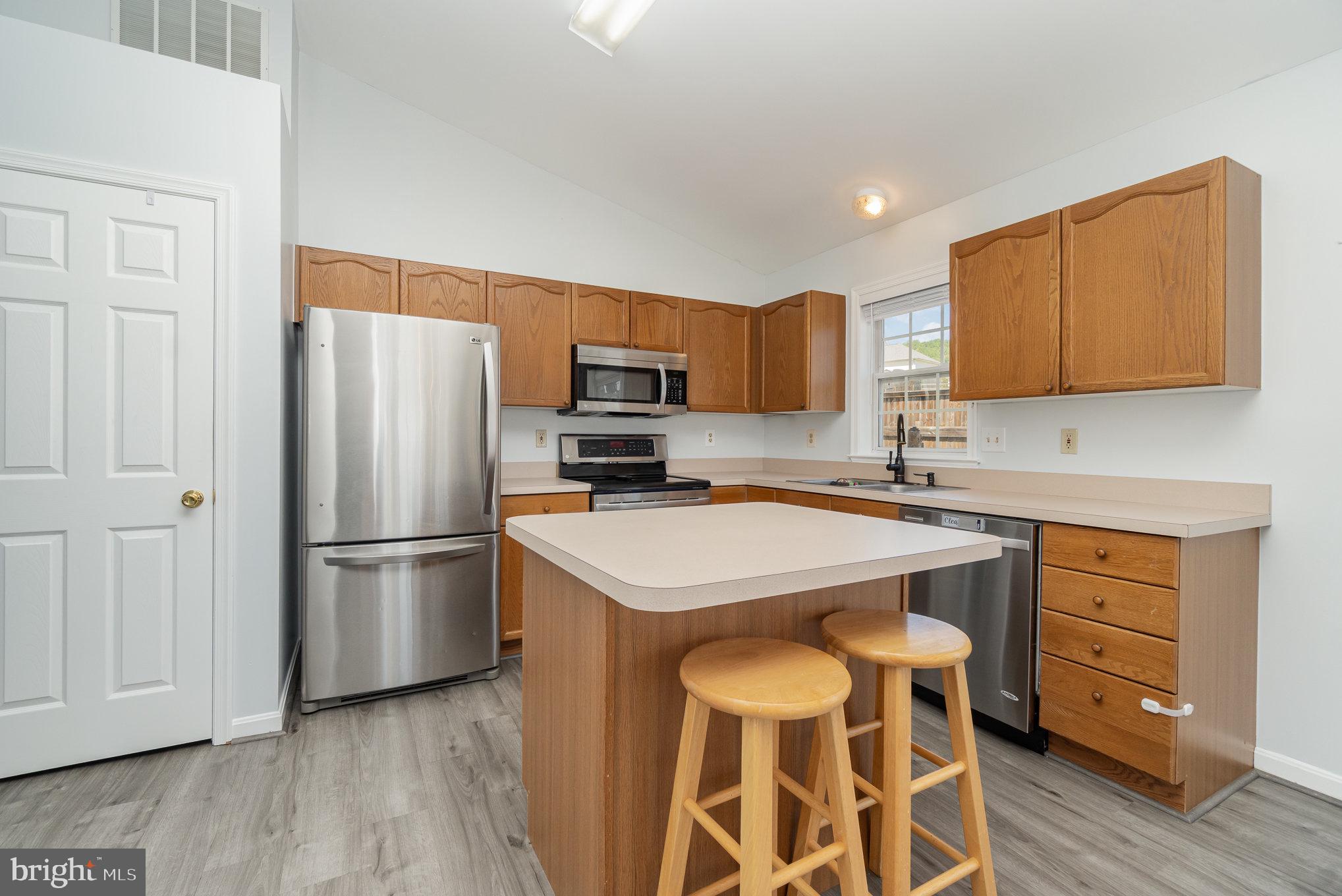 ORCHARD HILLS - Residential